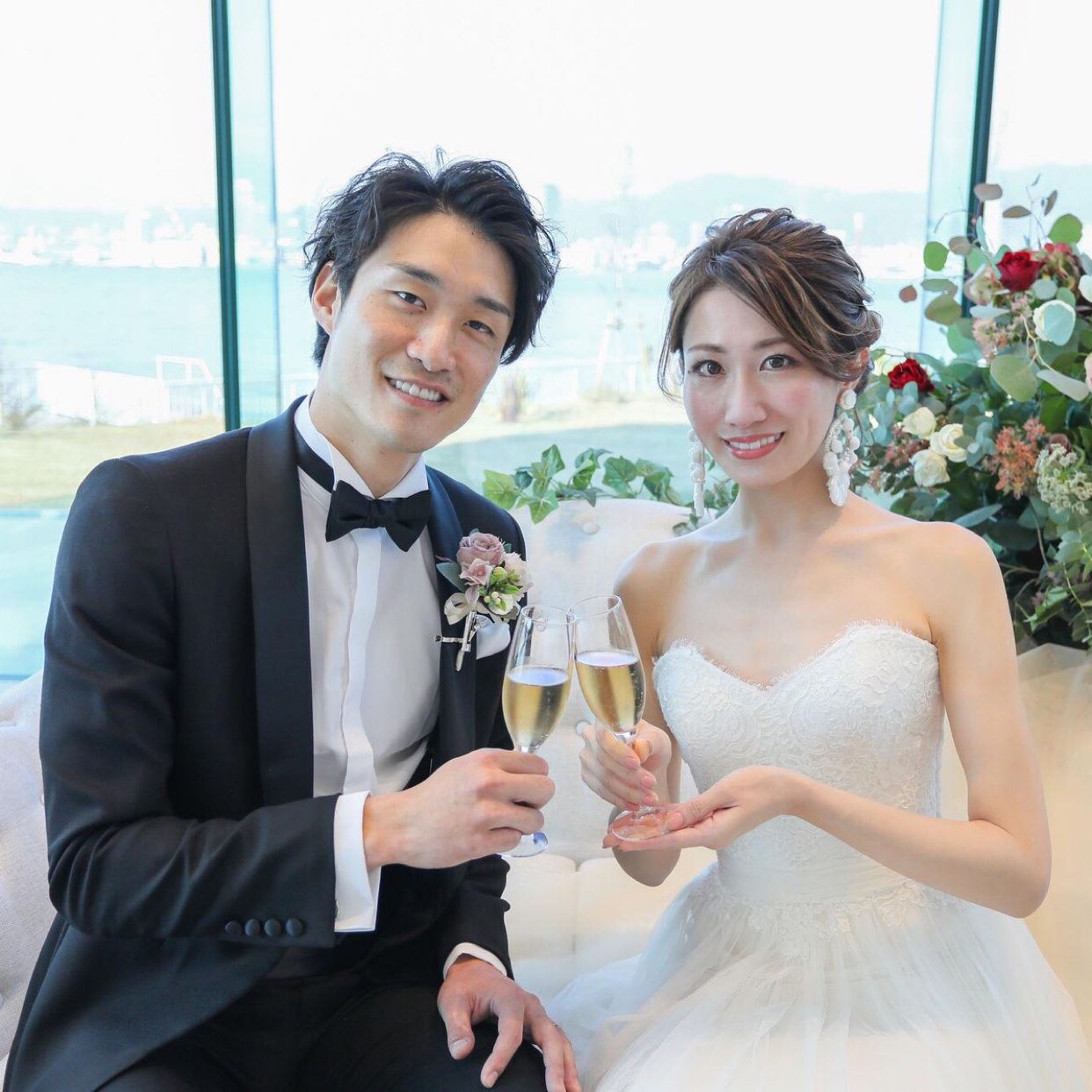 披露宴パーティのカバー写真