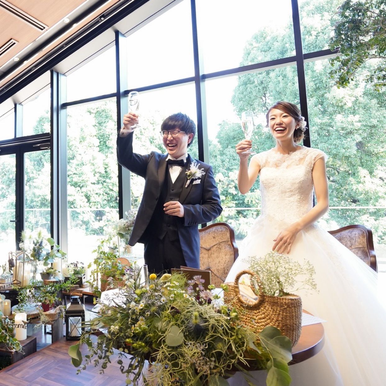 披露宴パーティのカバー写真