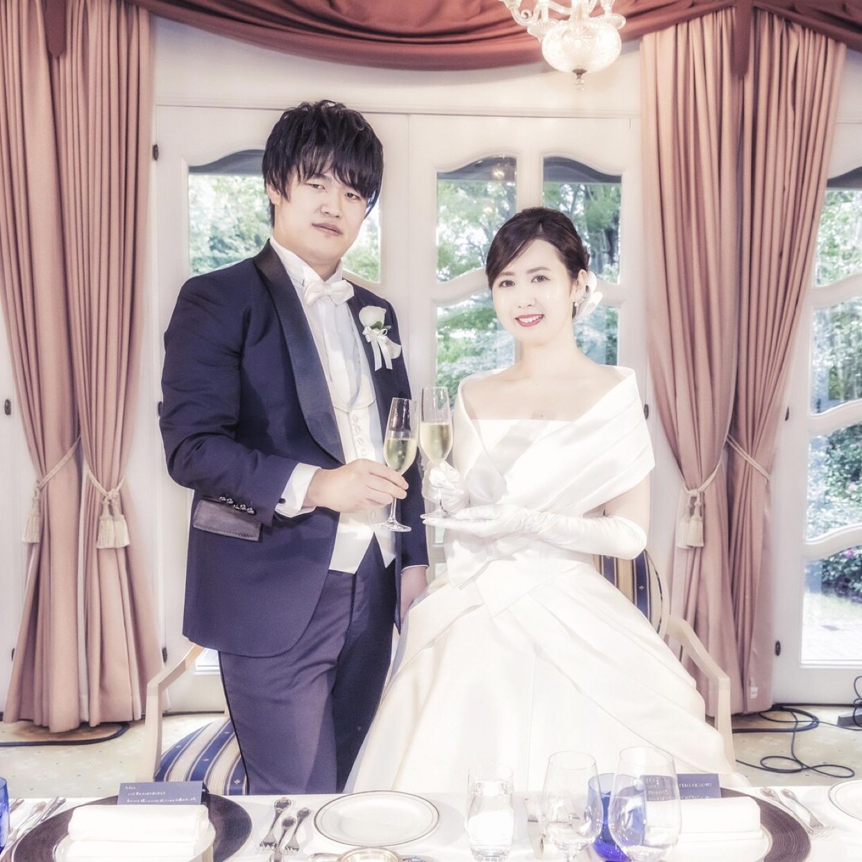 披露宴パーティのカバー写真