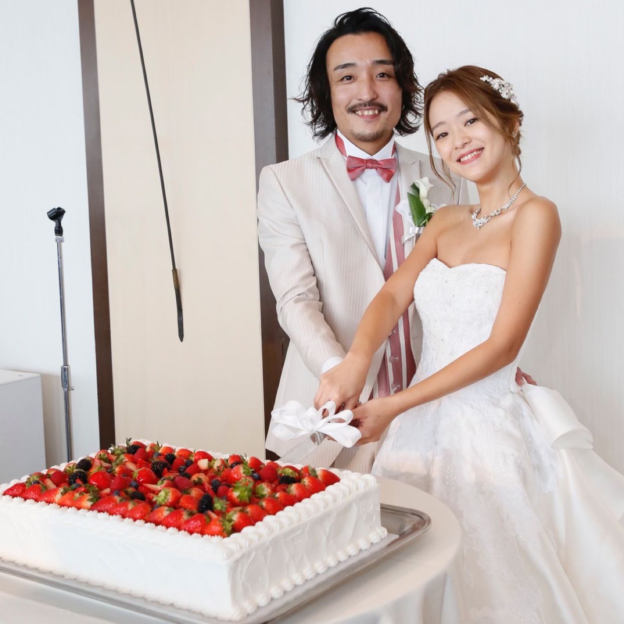 披露宴パーティのカバー写真