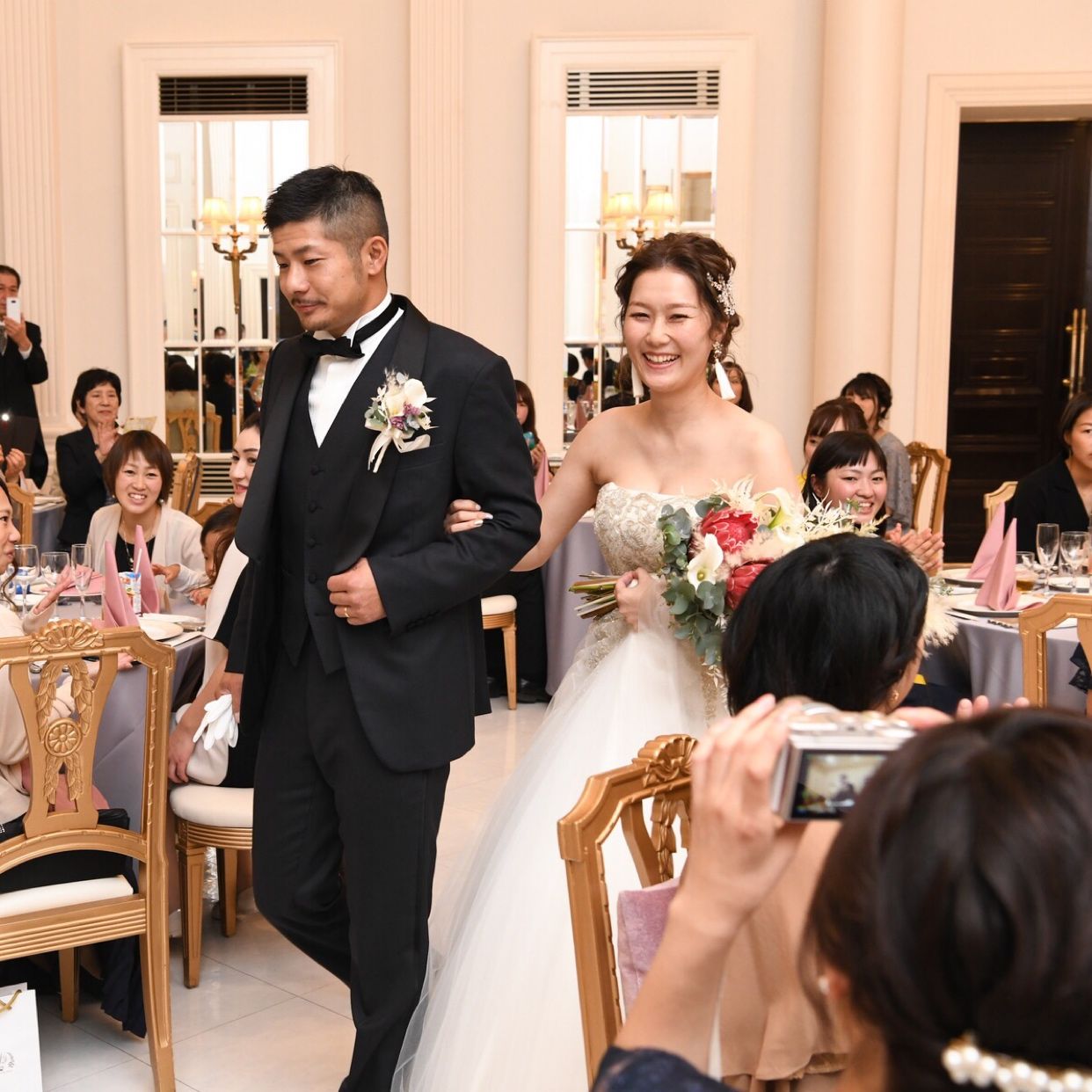 披露宴パーティのカバー写真