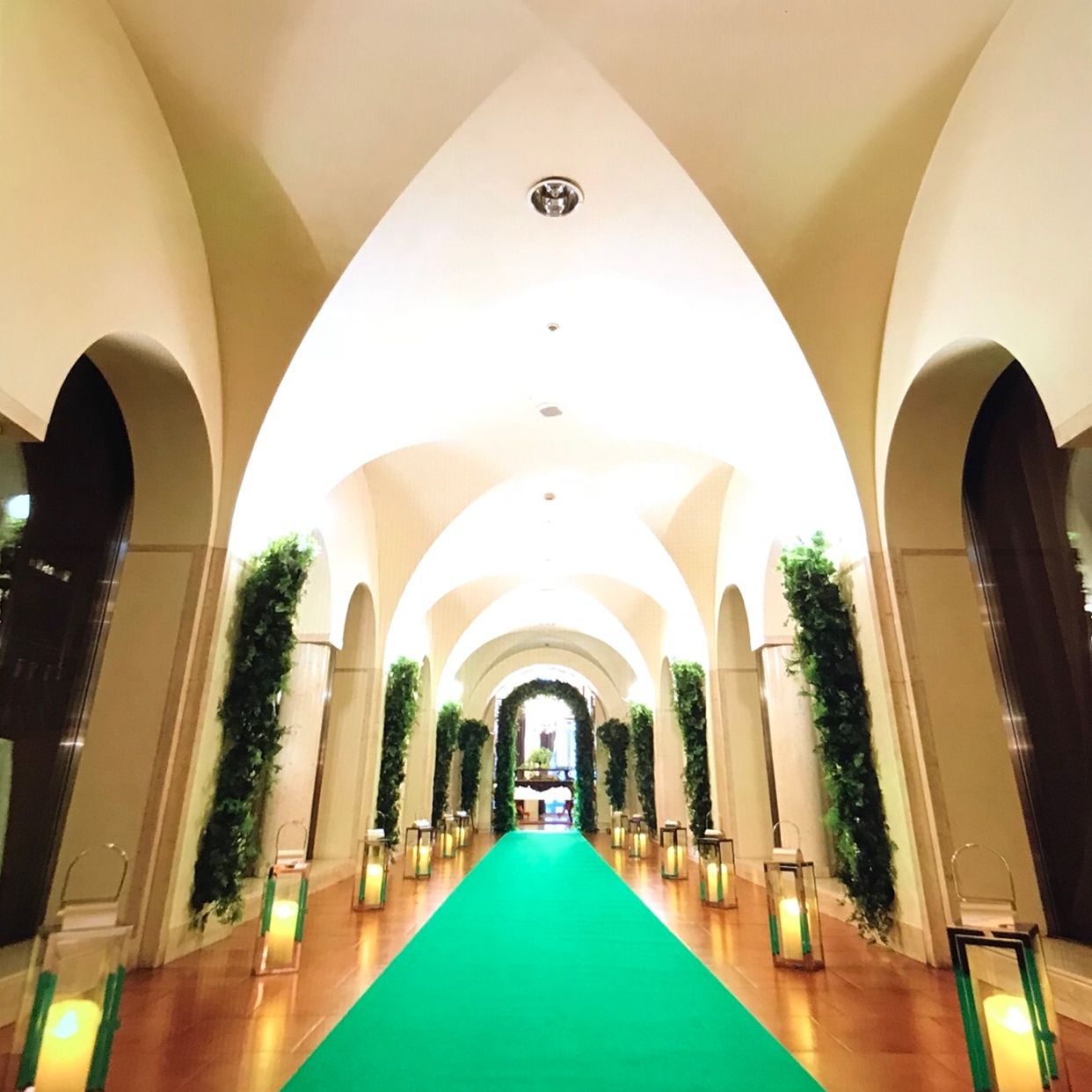 披露宴パーティのカバー写真