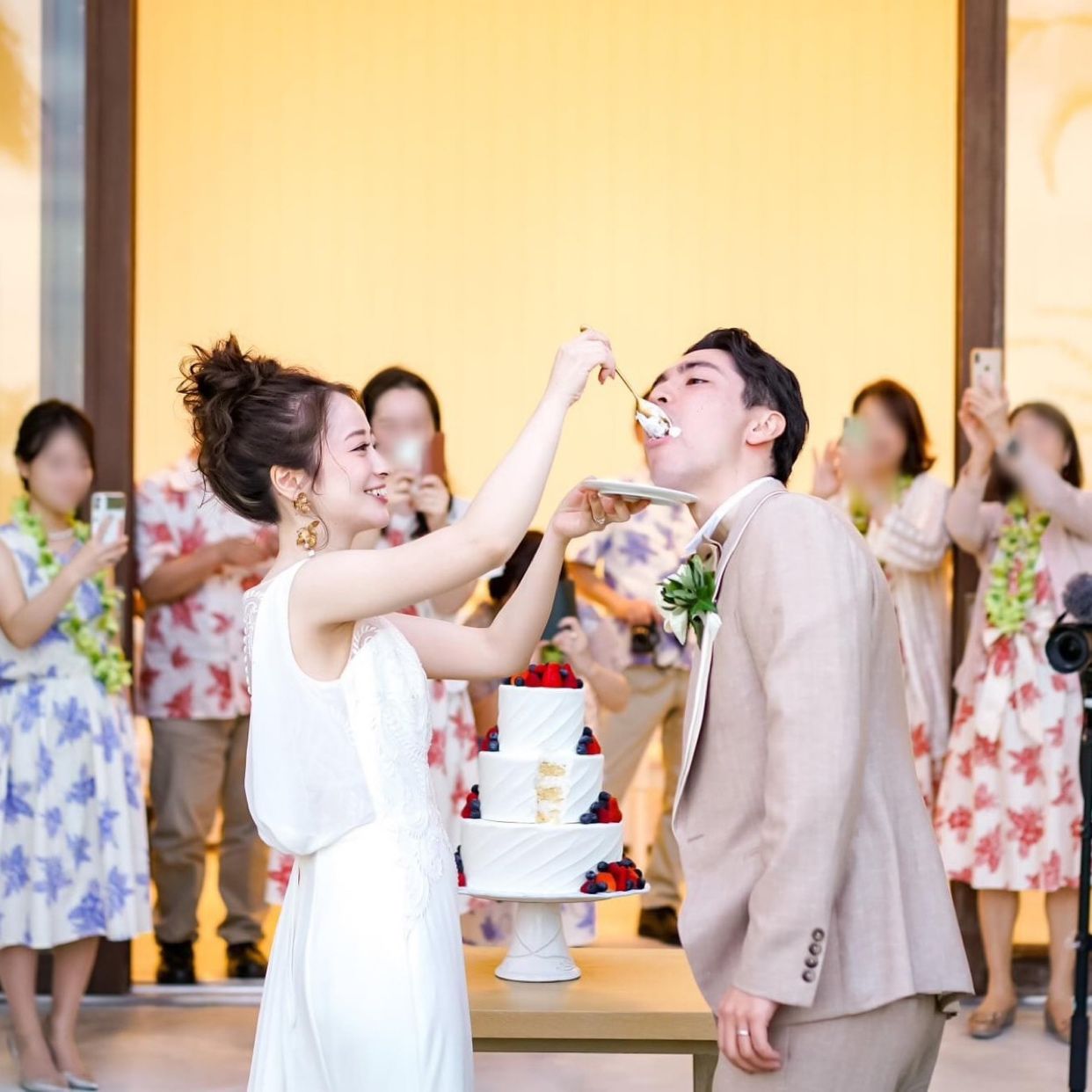 披露宴パーティのカバー写真