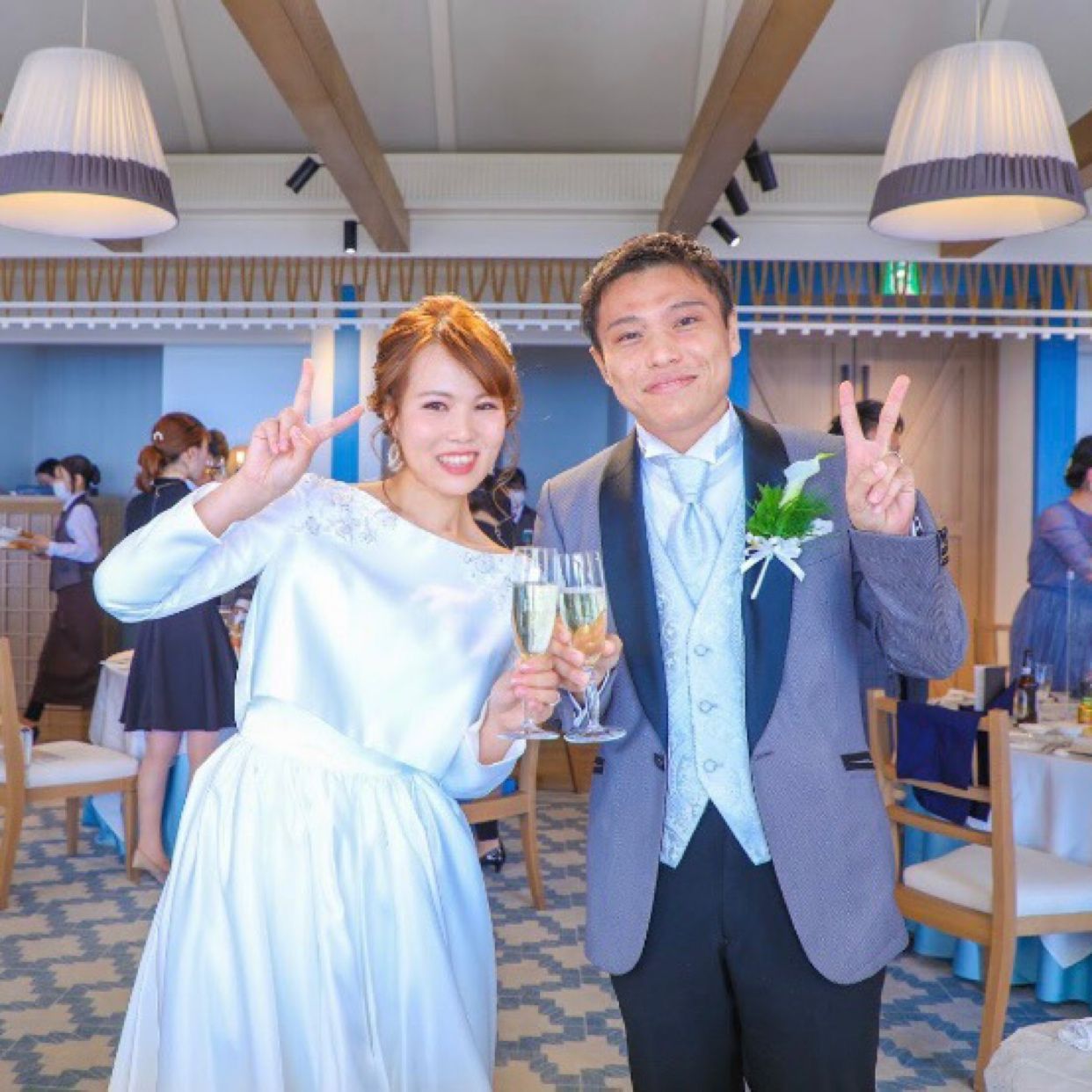 披露宴パーティのカバー写真