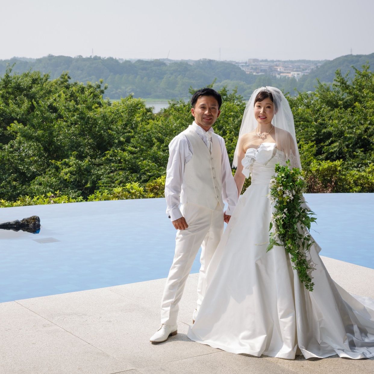 披露宴パーティのカバー写真