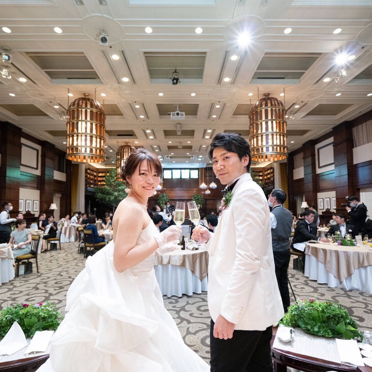 披露宴パーティのカバー写真