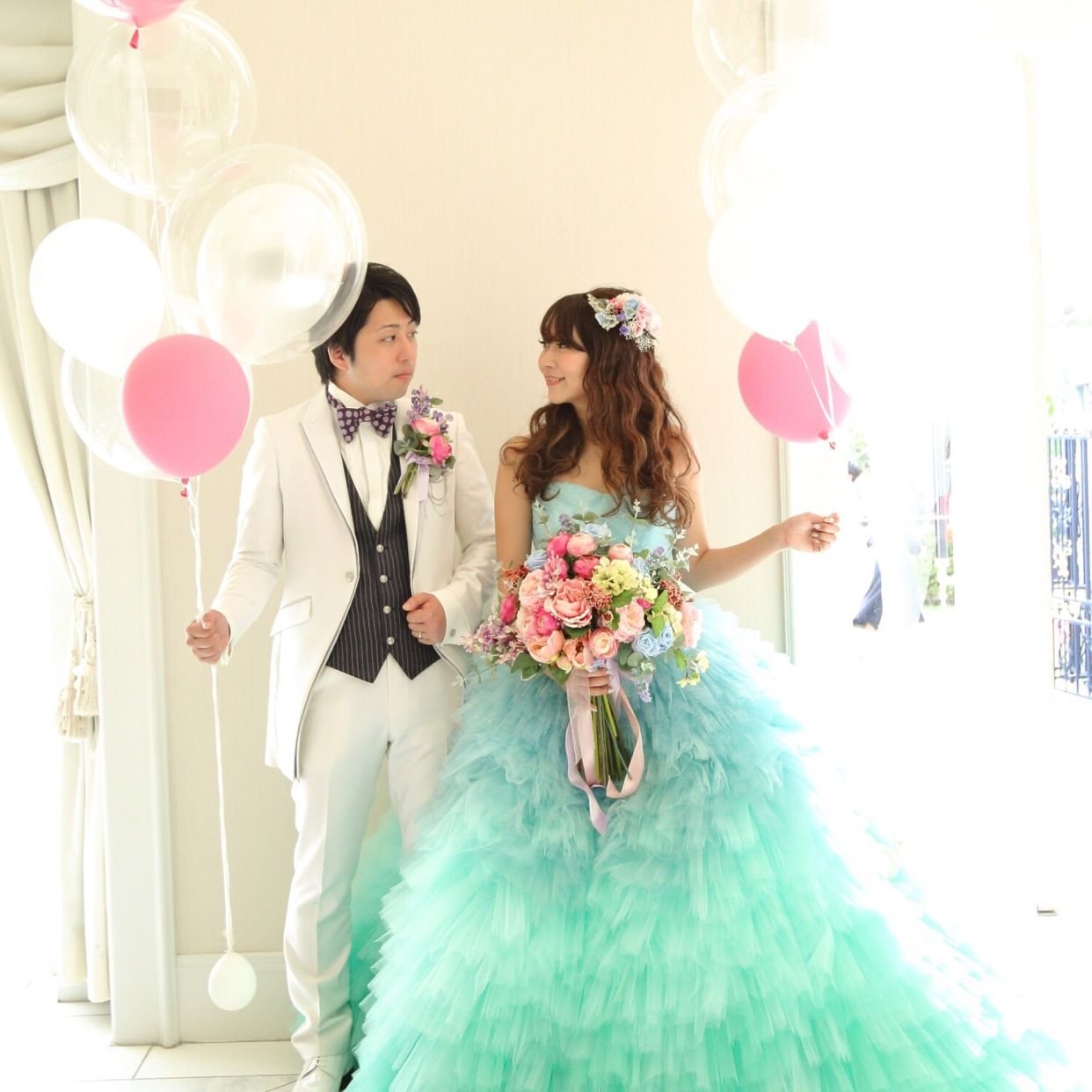 披露宴パーティのカバー写真