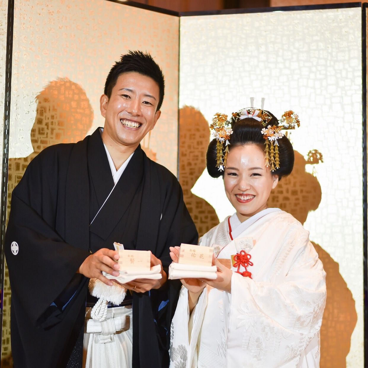 披露宴パーティのカバー写真