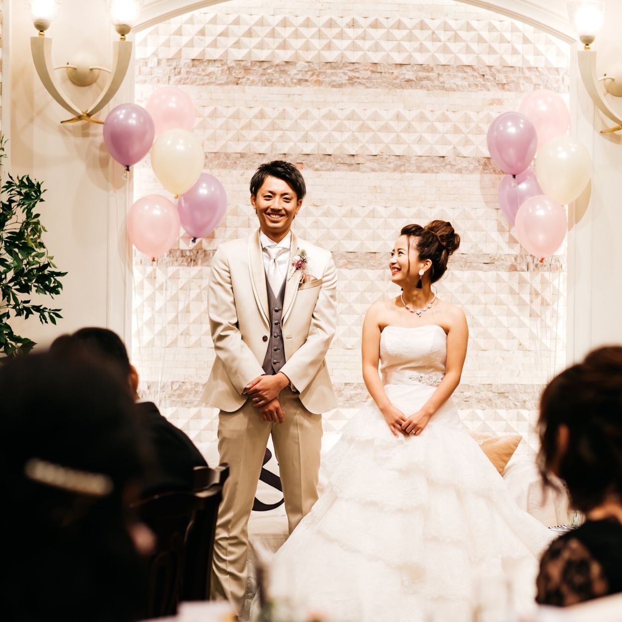 披露宴パーティのカバー写真