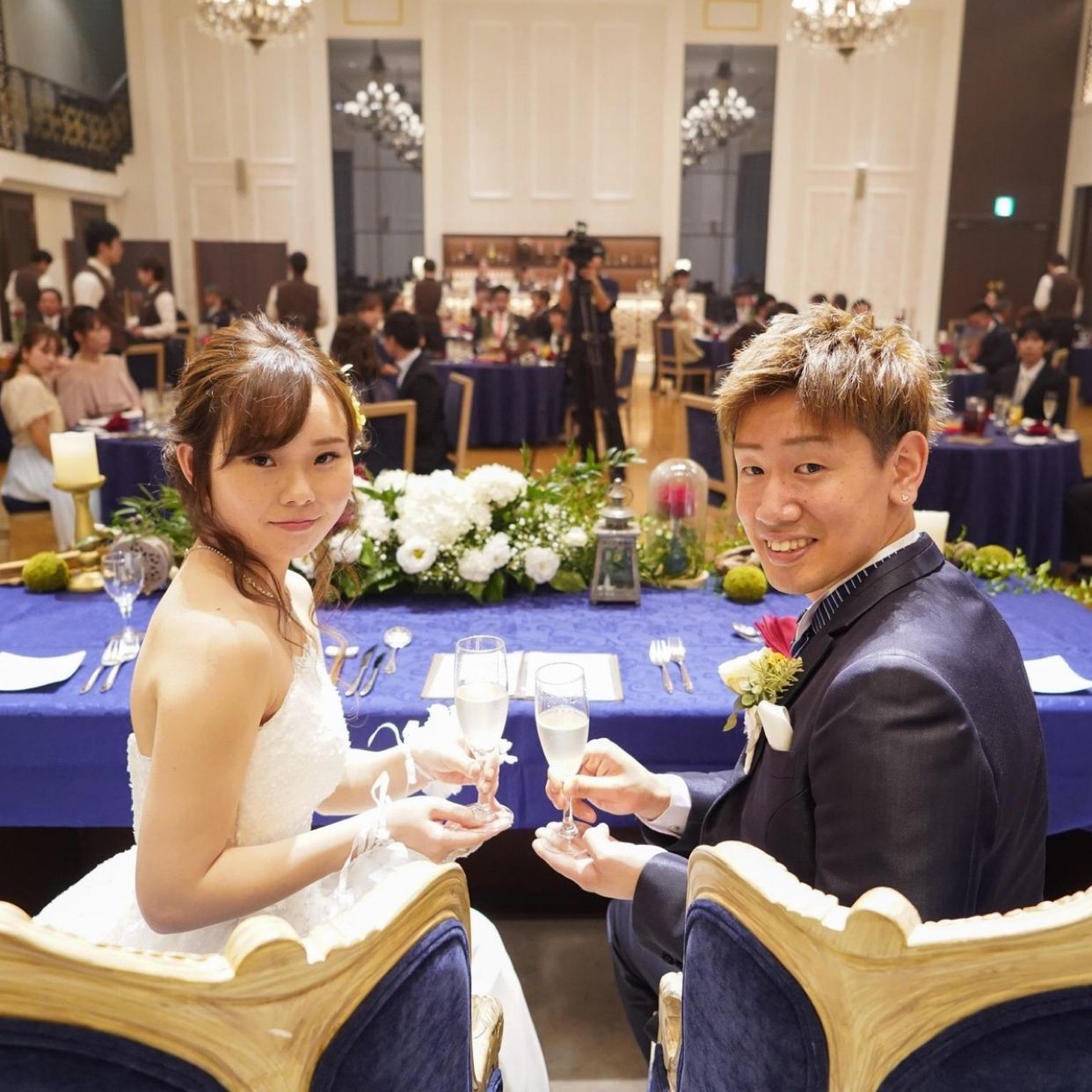 披露宴パーティのカバー写真