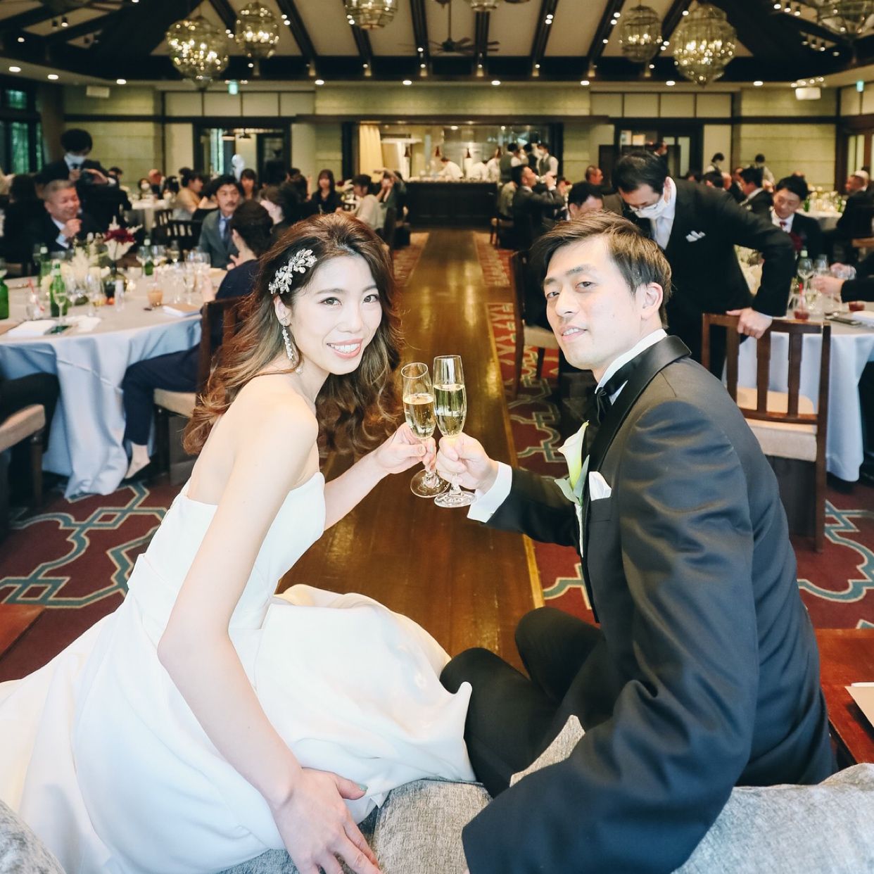 披露宴パーティのカバー写真