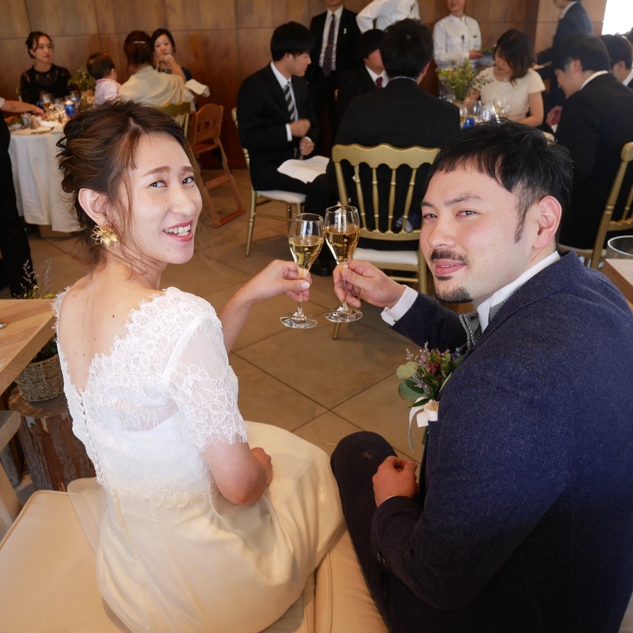 披露宴パーティのカバー写真