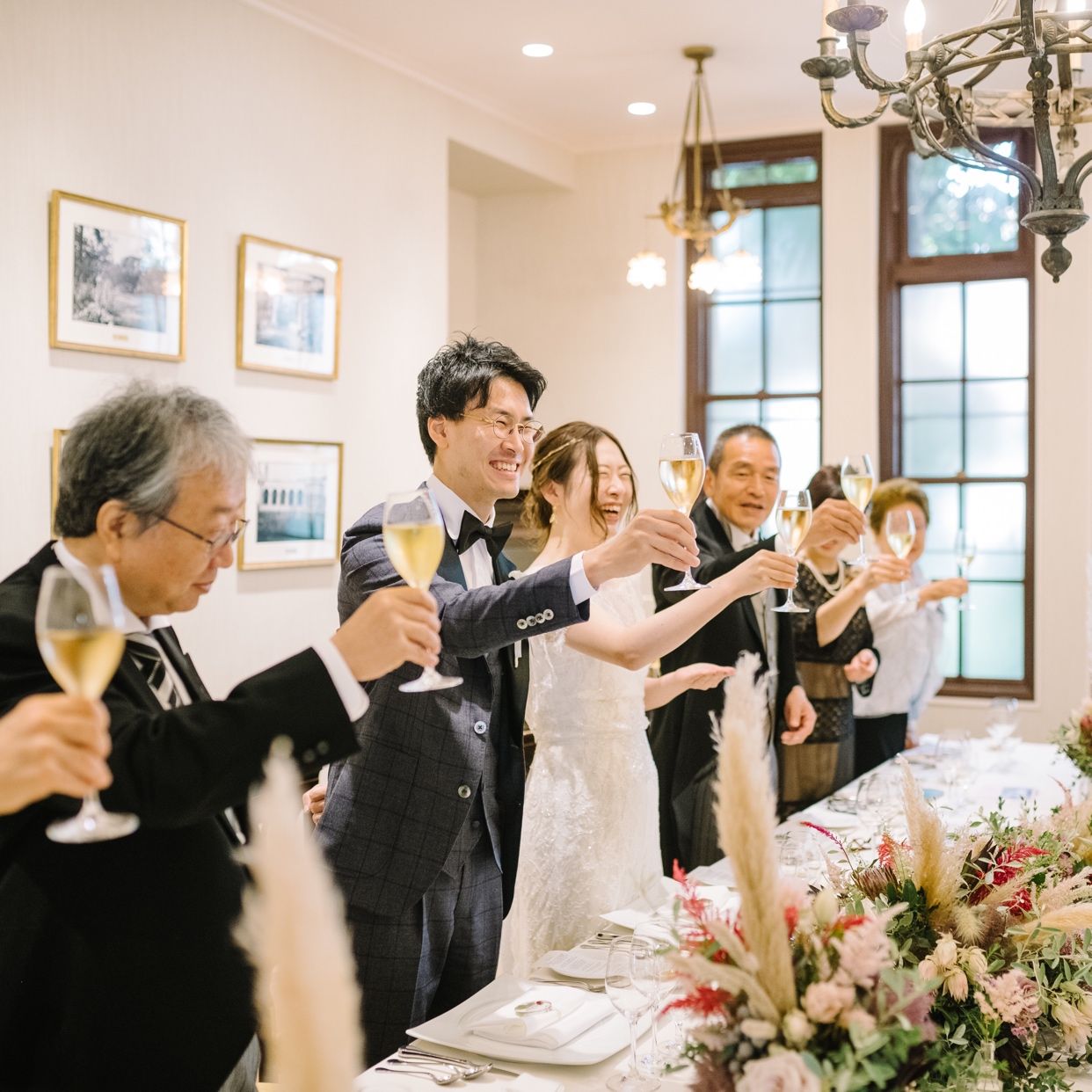 披露宴パーティのカバー写真