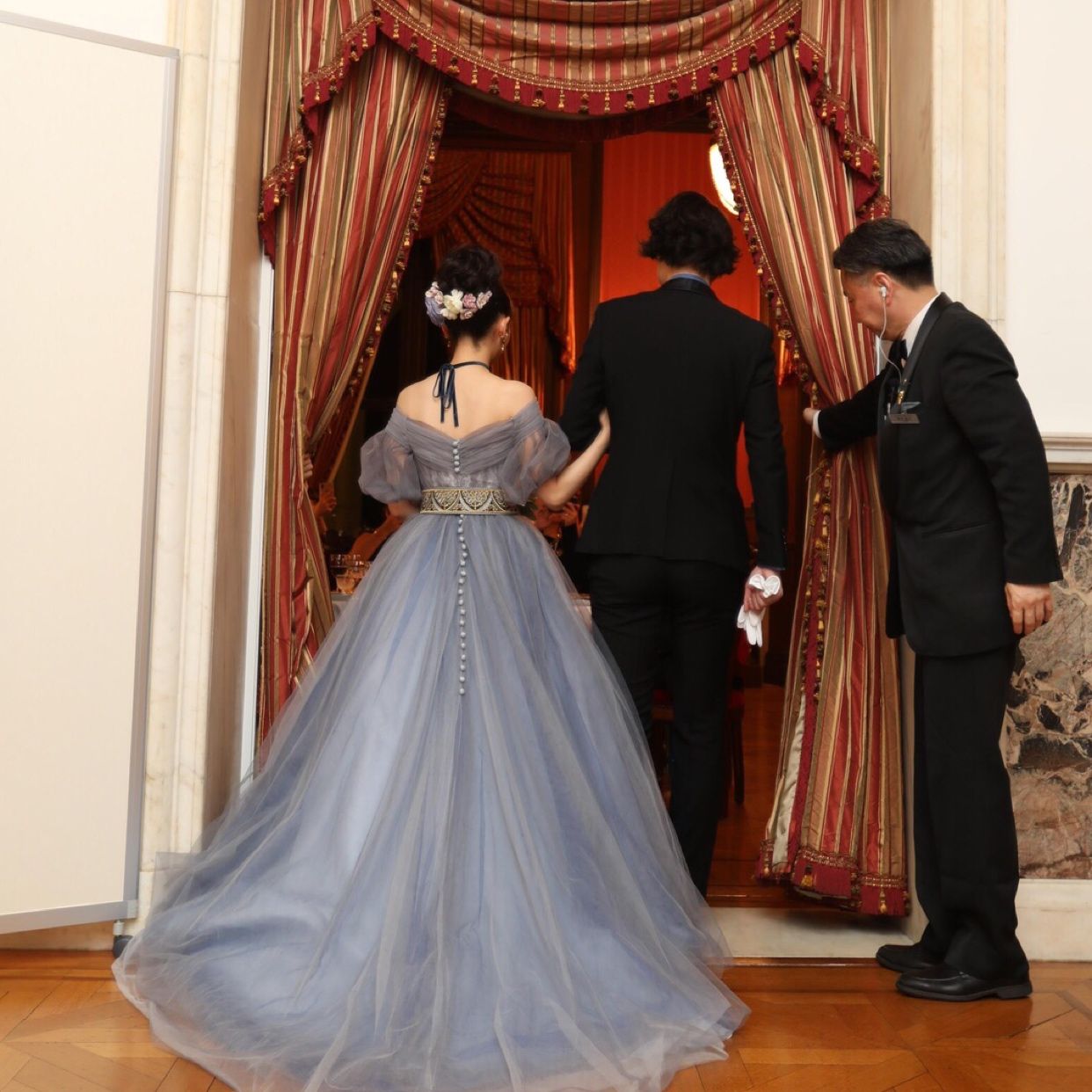 披露宴パーティのカバー写真