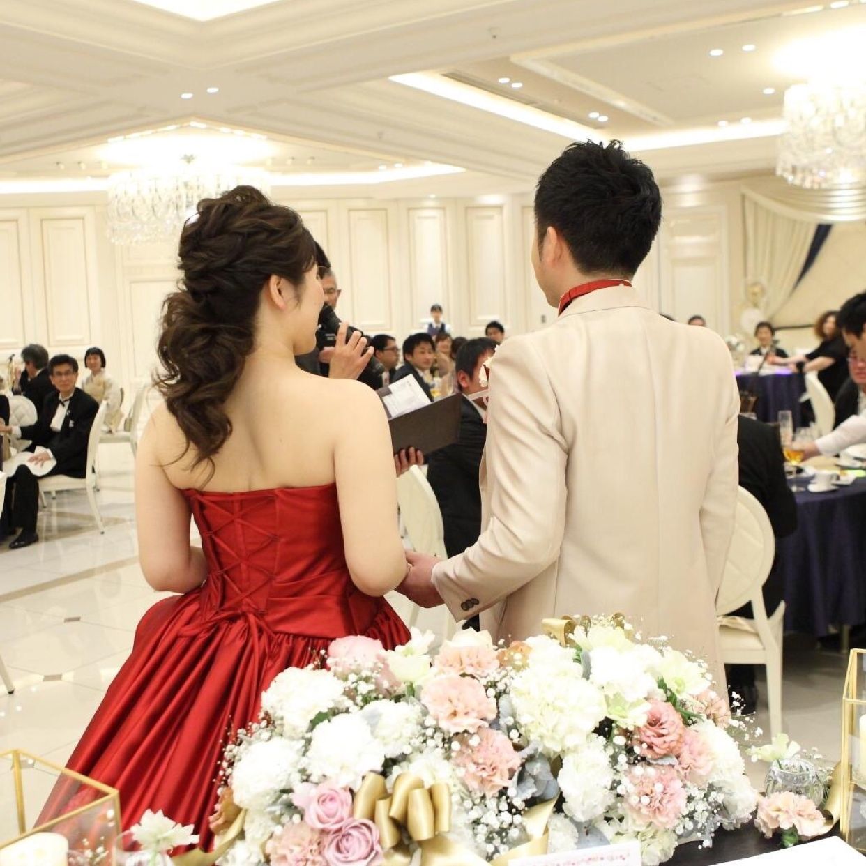 披露宴パーティのカバー写真