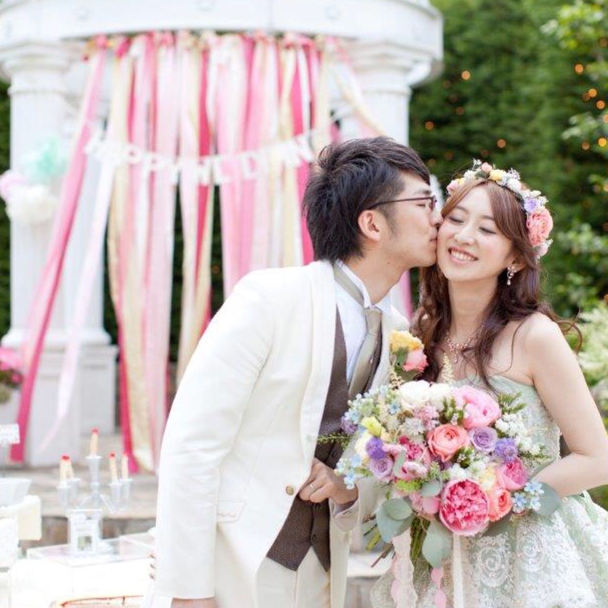 披露宴パーティのカバー写真