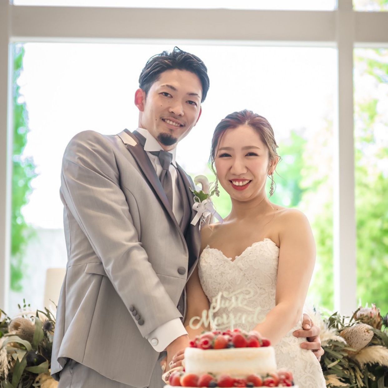 披露宴パーティのカバー写真