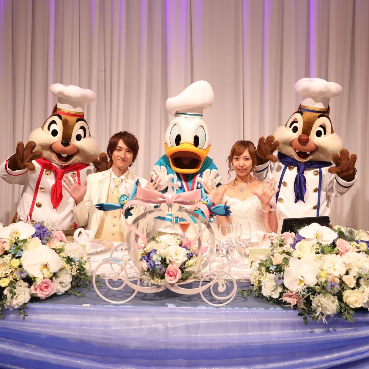 披露宴パーティのカバー写真