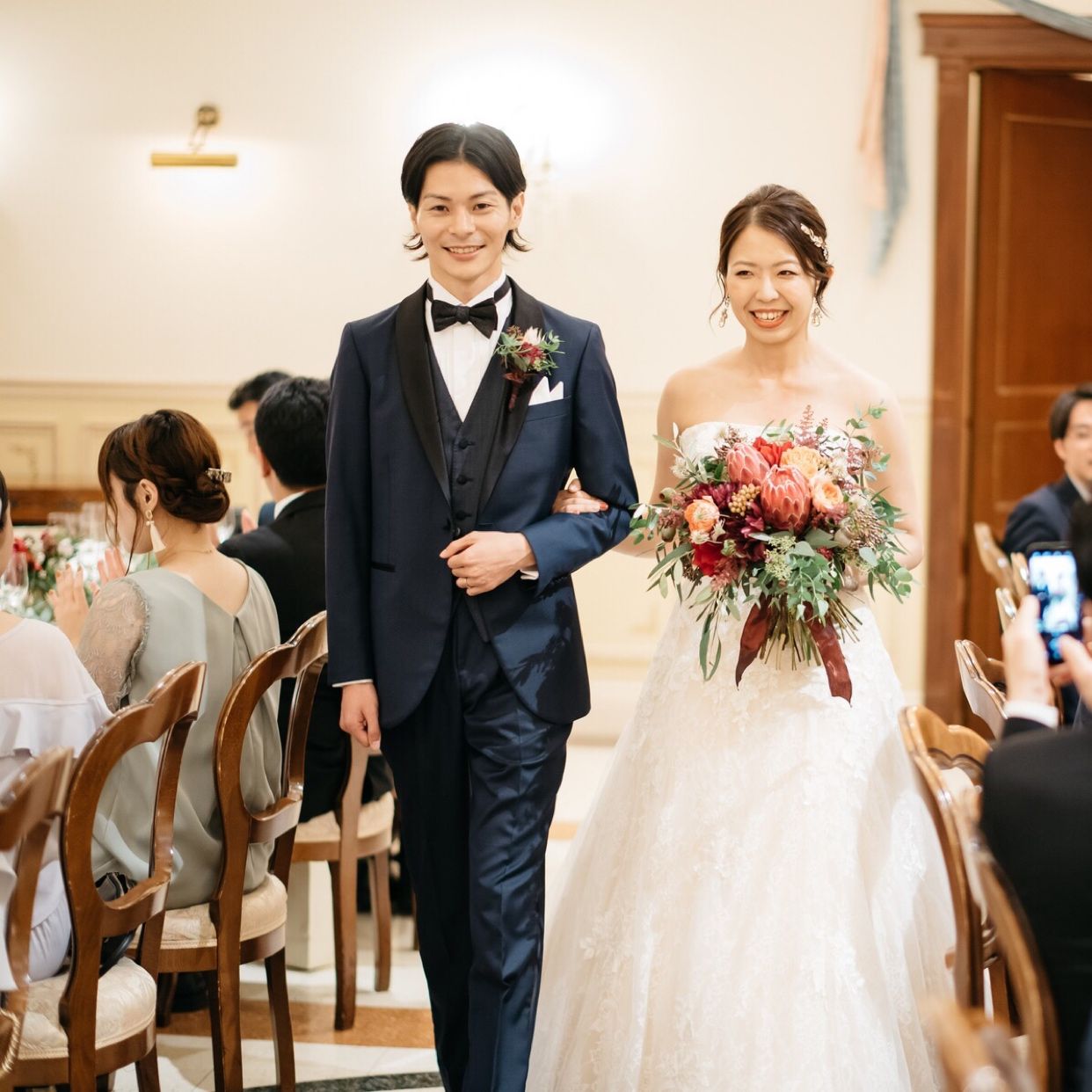 披露宴パーティのカバー写真