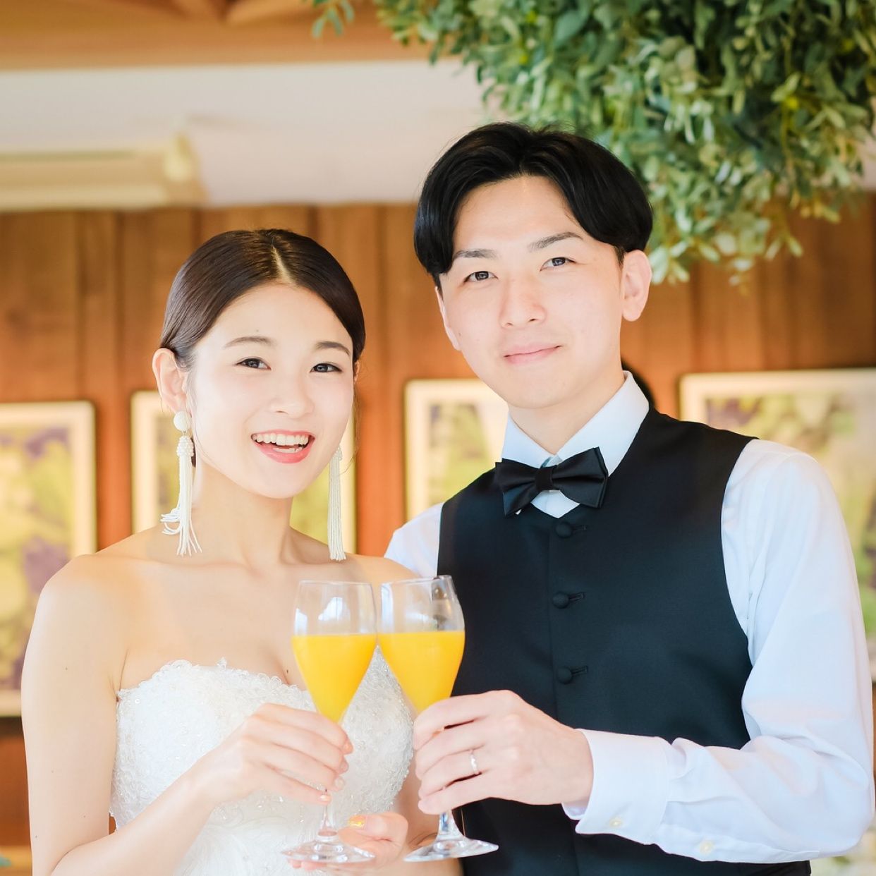 披露宴パーティのカバー写真