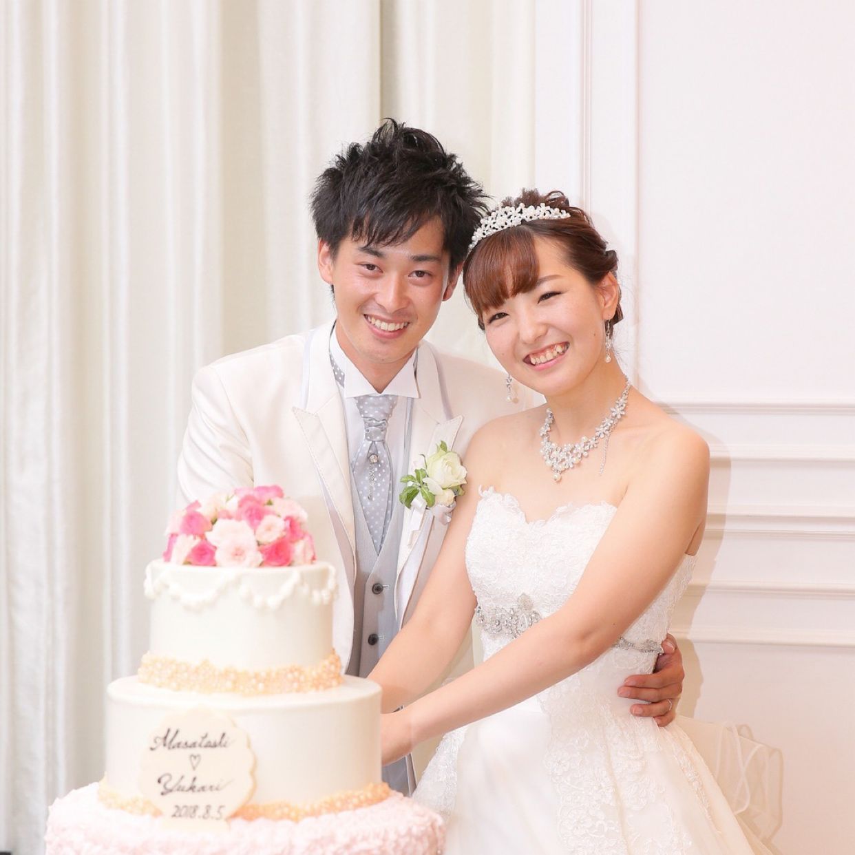 披露宴パーティのカバー写真