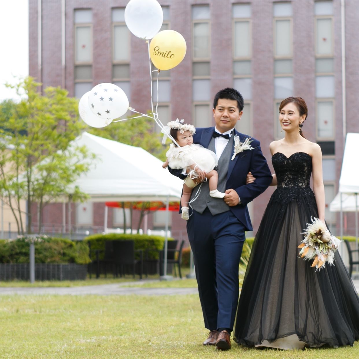 披露宴パーティのカバー写真