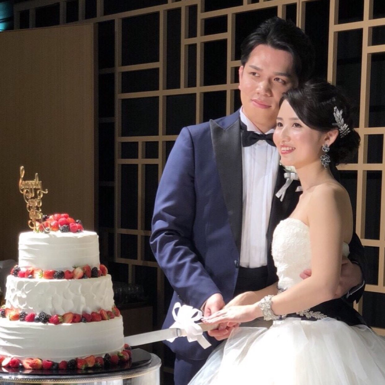 披露宴パーティのカバー写真