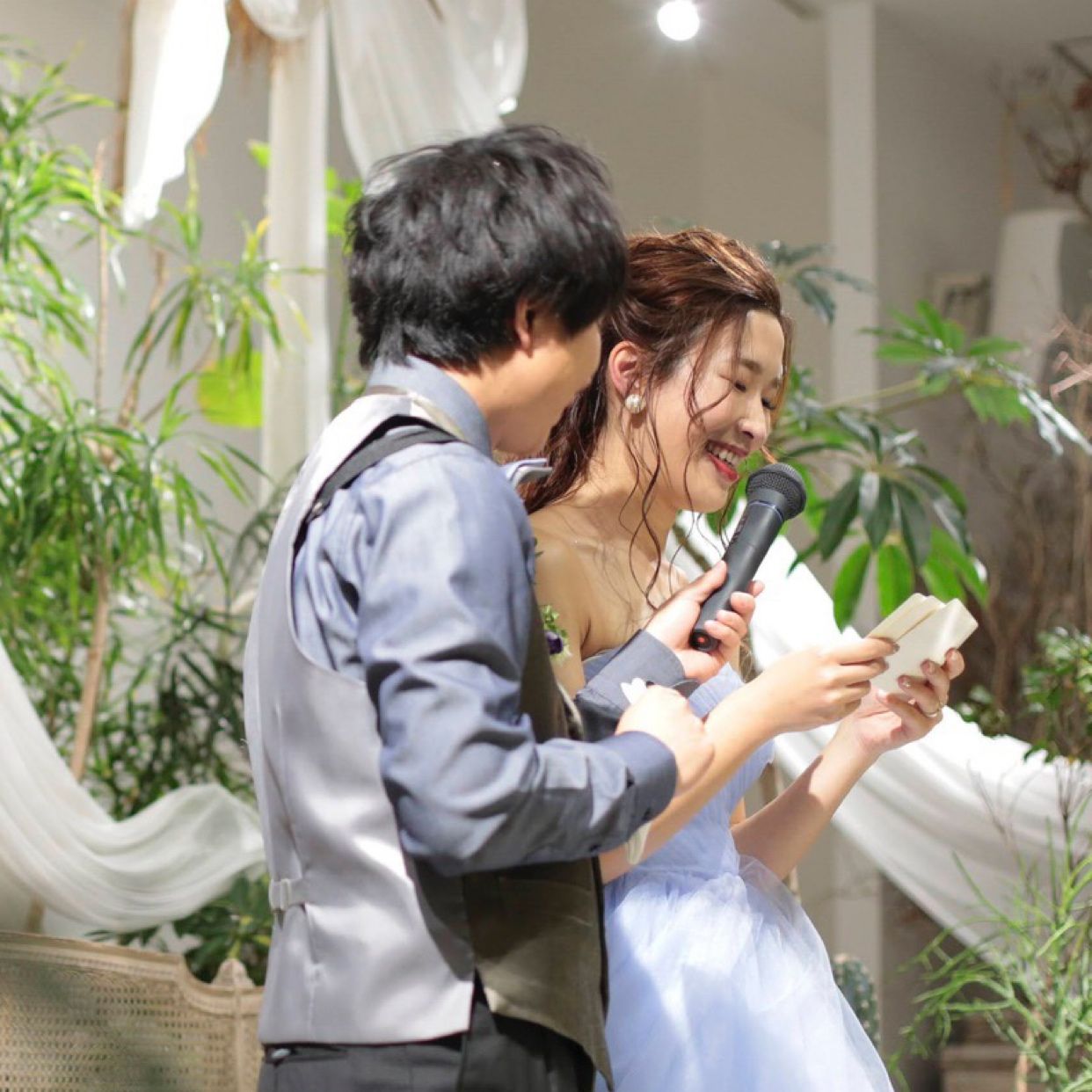 披露宴パーティのカバー写真