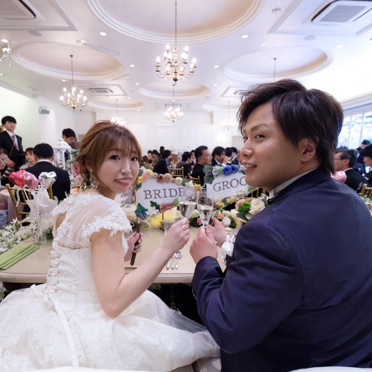 披露宴パーティのカバー写真