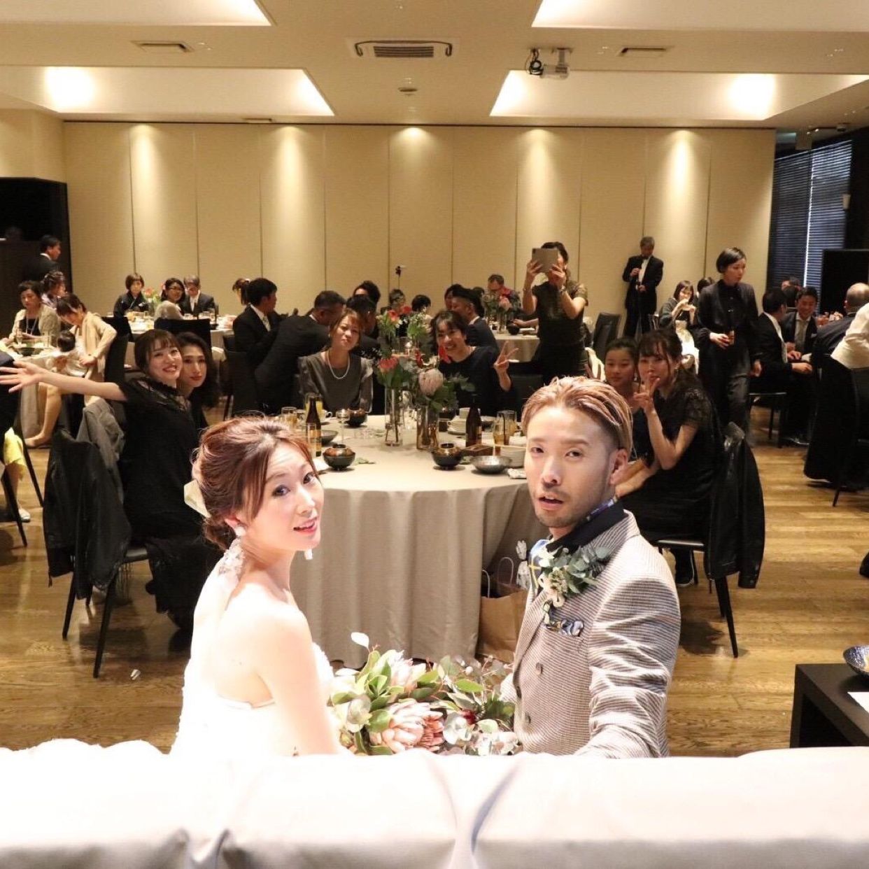 披露宴パーティのカバー写真