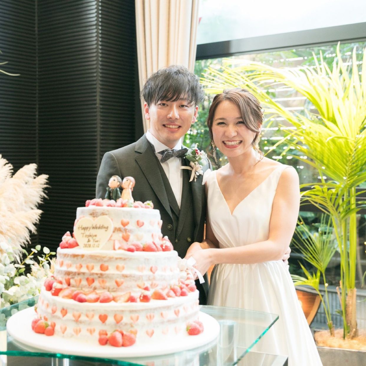 披露宴パーティのカバー写真