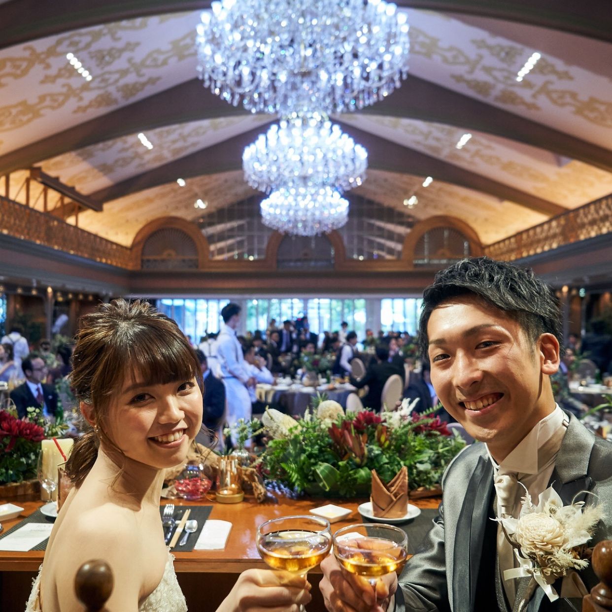 披露宴パーティのカバー写真