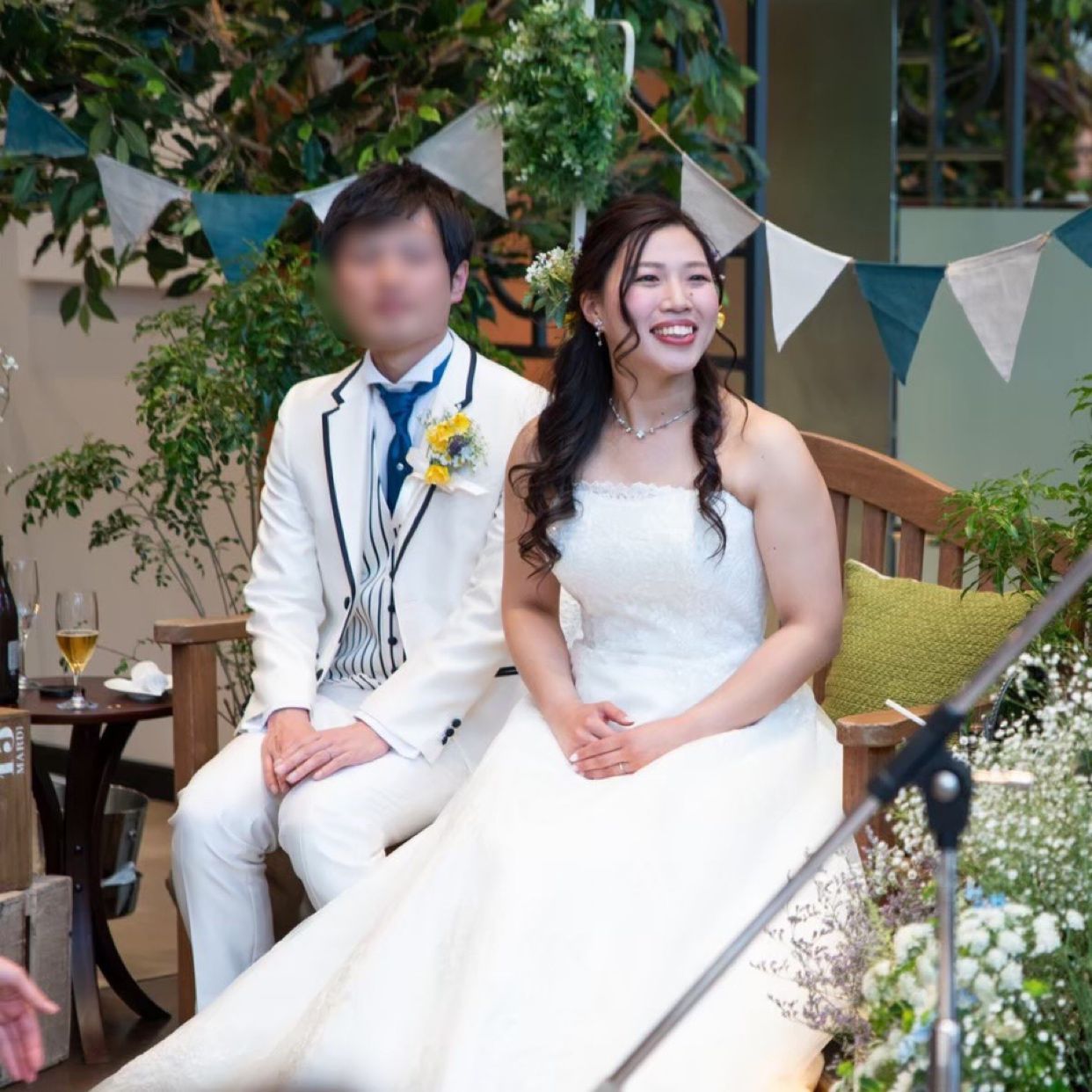 披露宴パーティのカバー写真