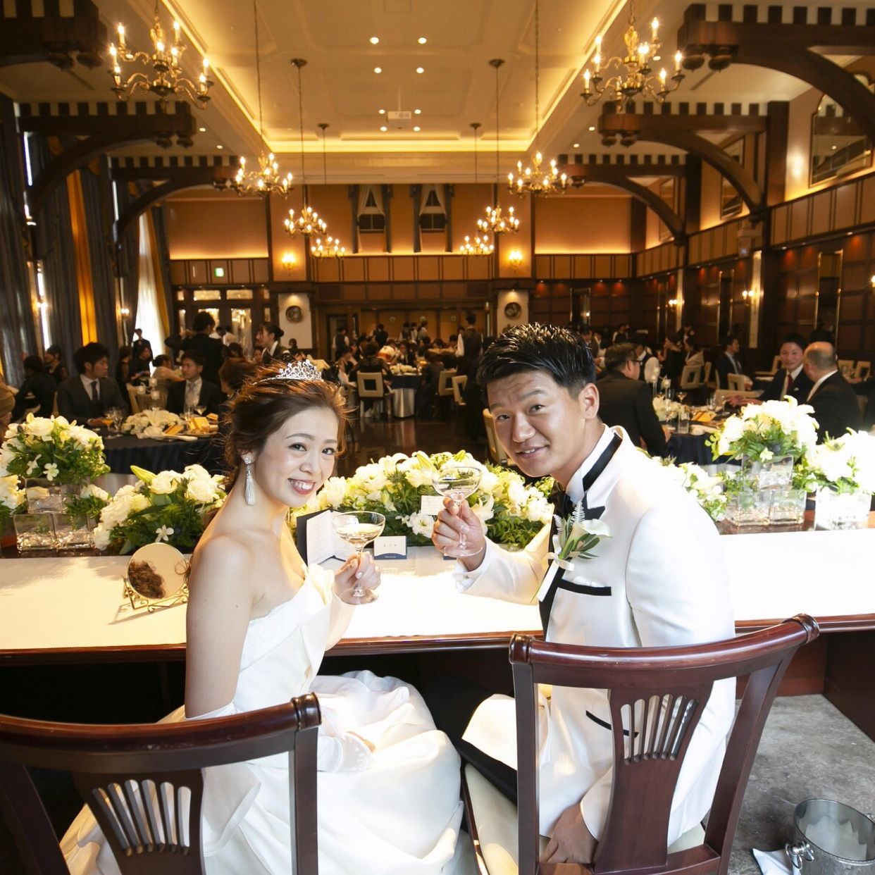 披露宴パーティのカバー写真