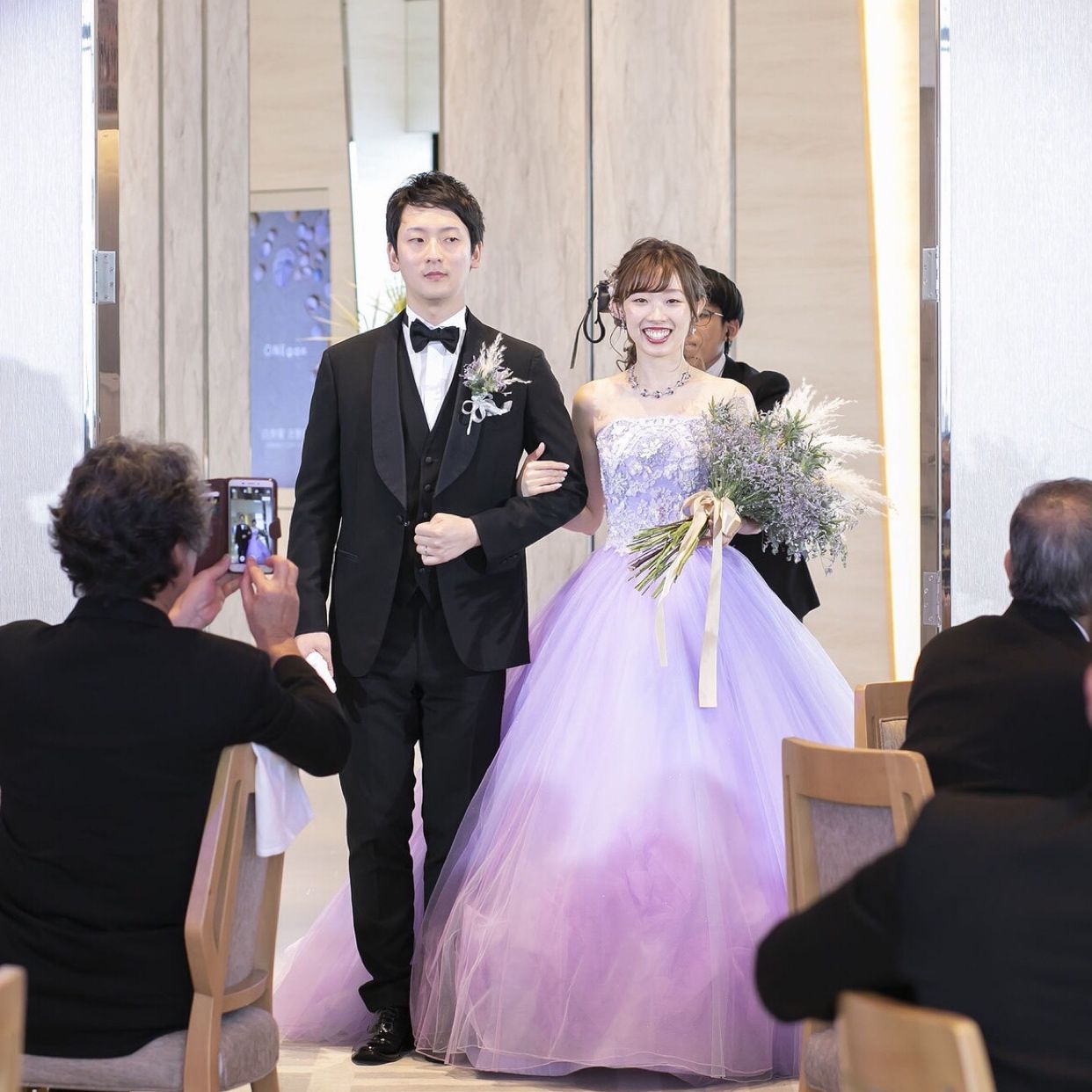 披露宴パーティのカバー写真