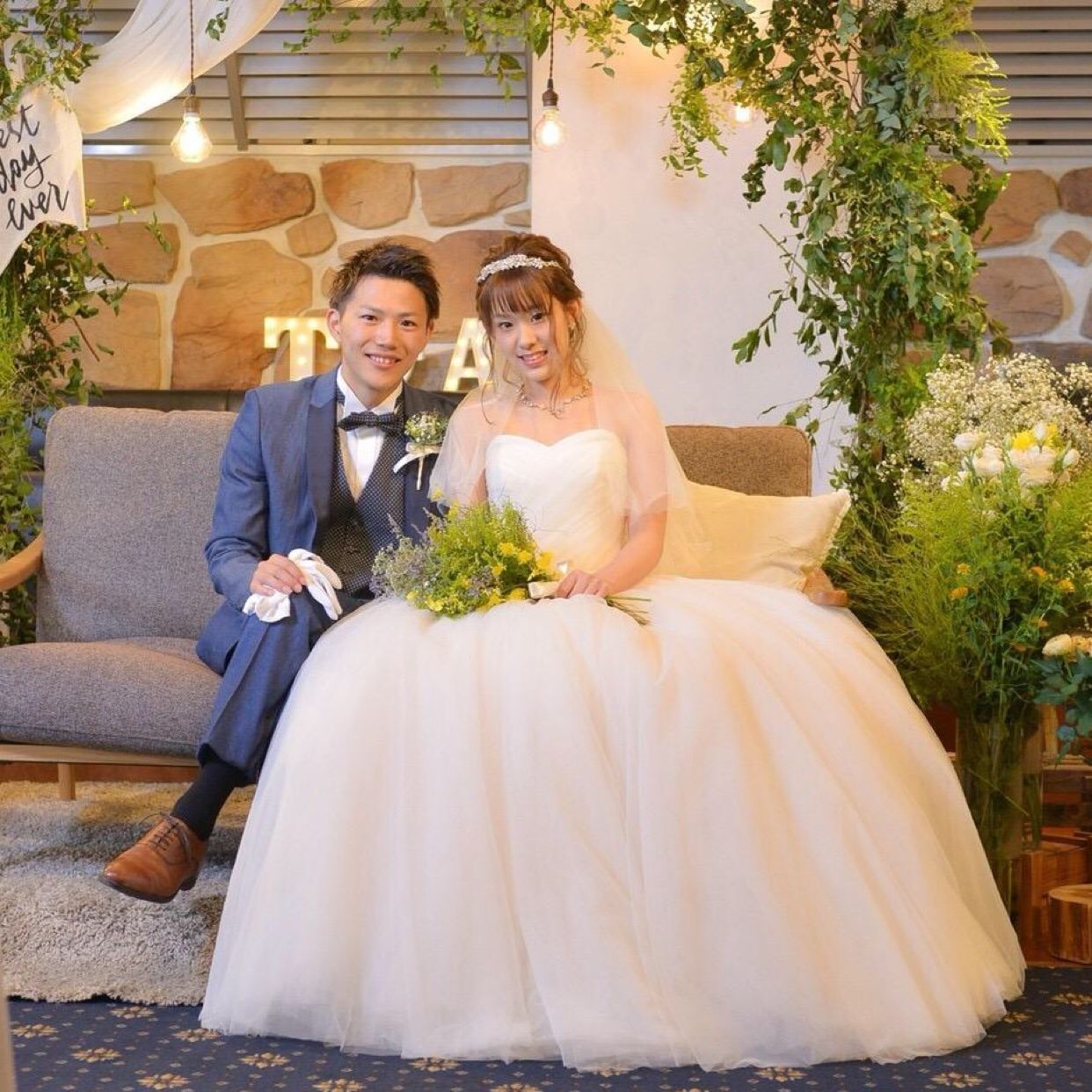 披露宴パーティのカバー写真