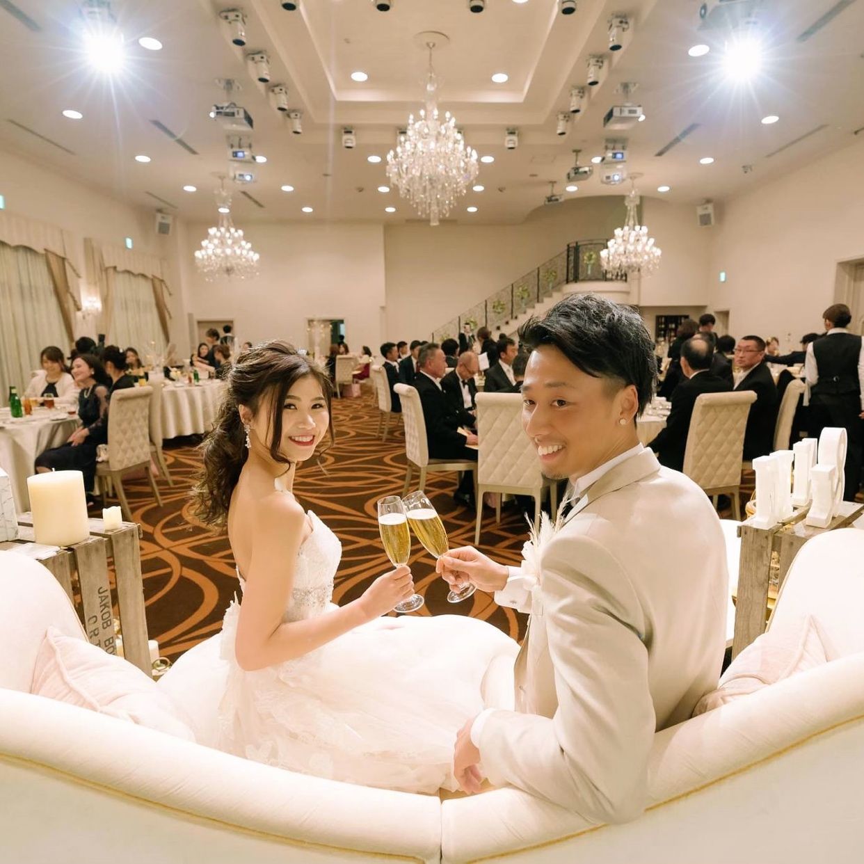 披露宴パーティのカバー写真