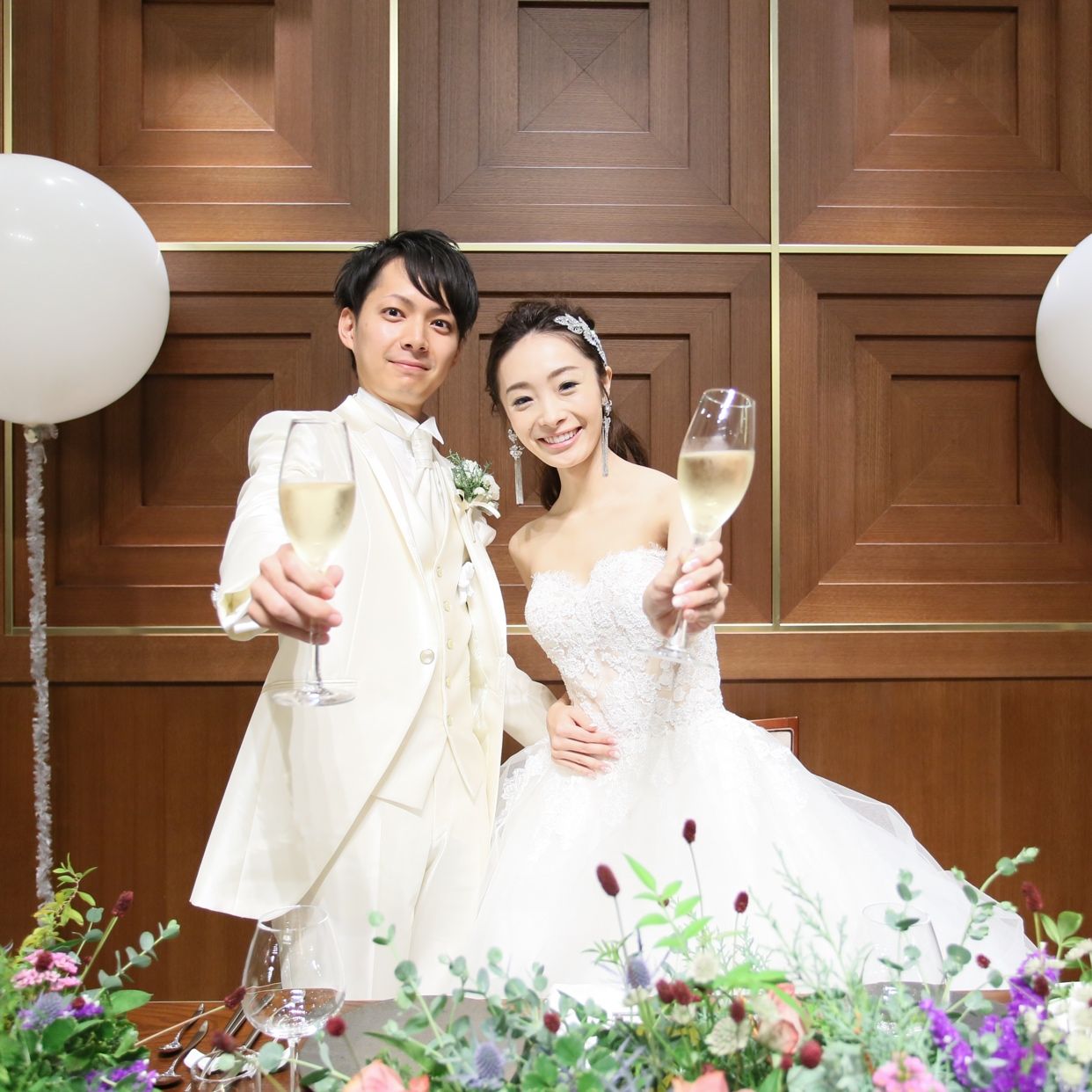 披露宴パーティのカバー写真