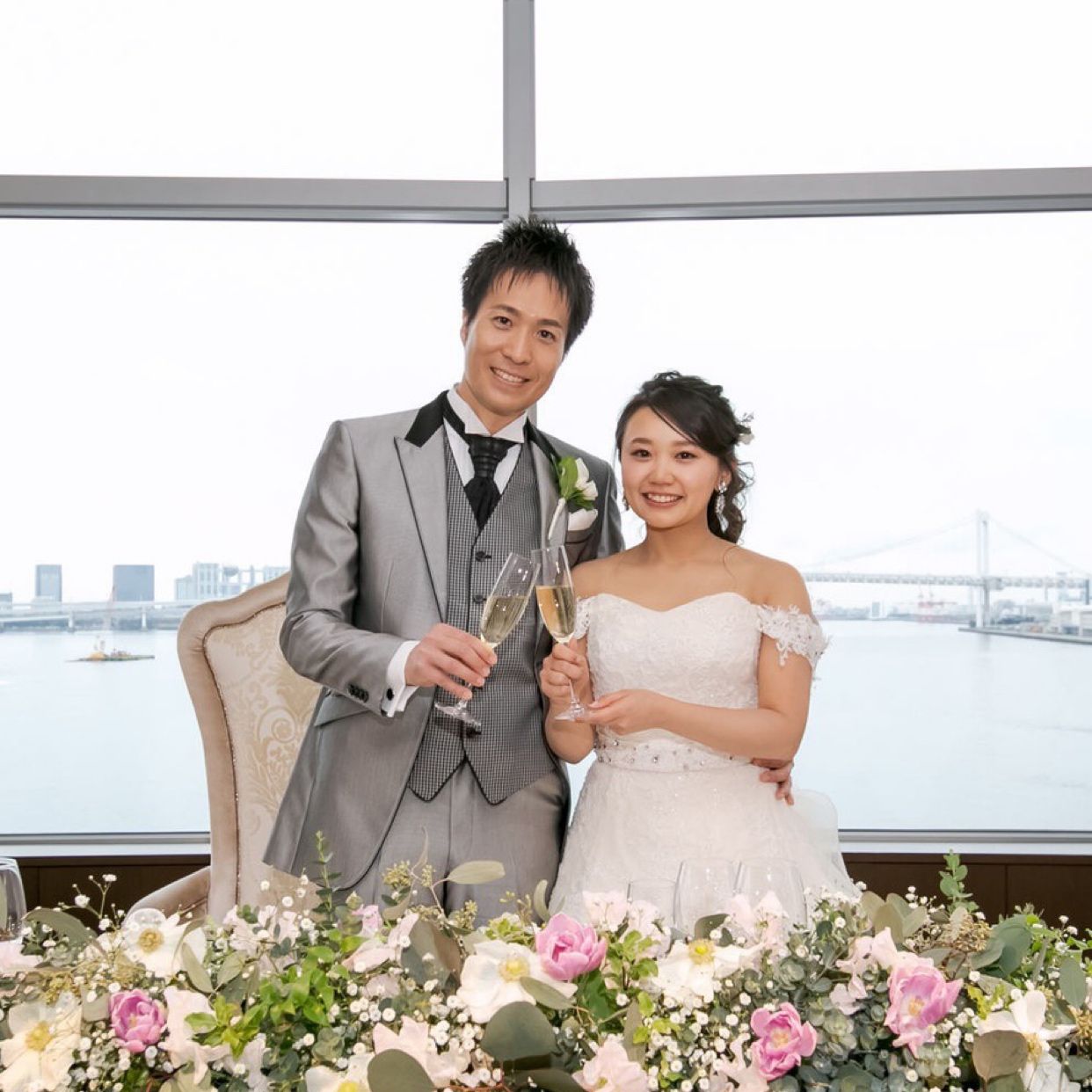 披露宴パーティのカバー写真