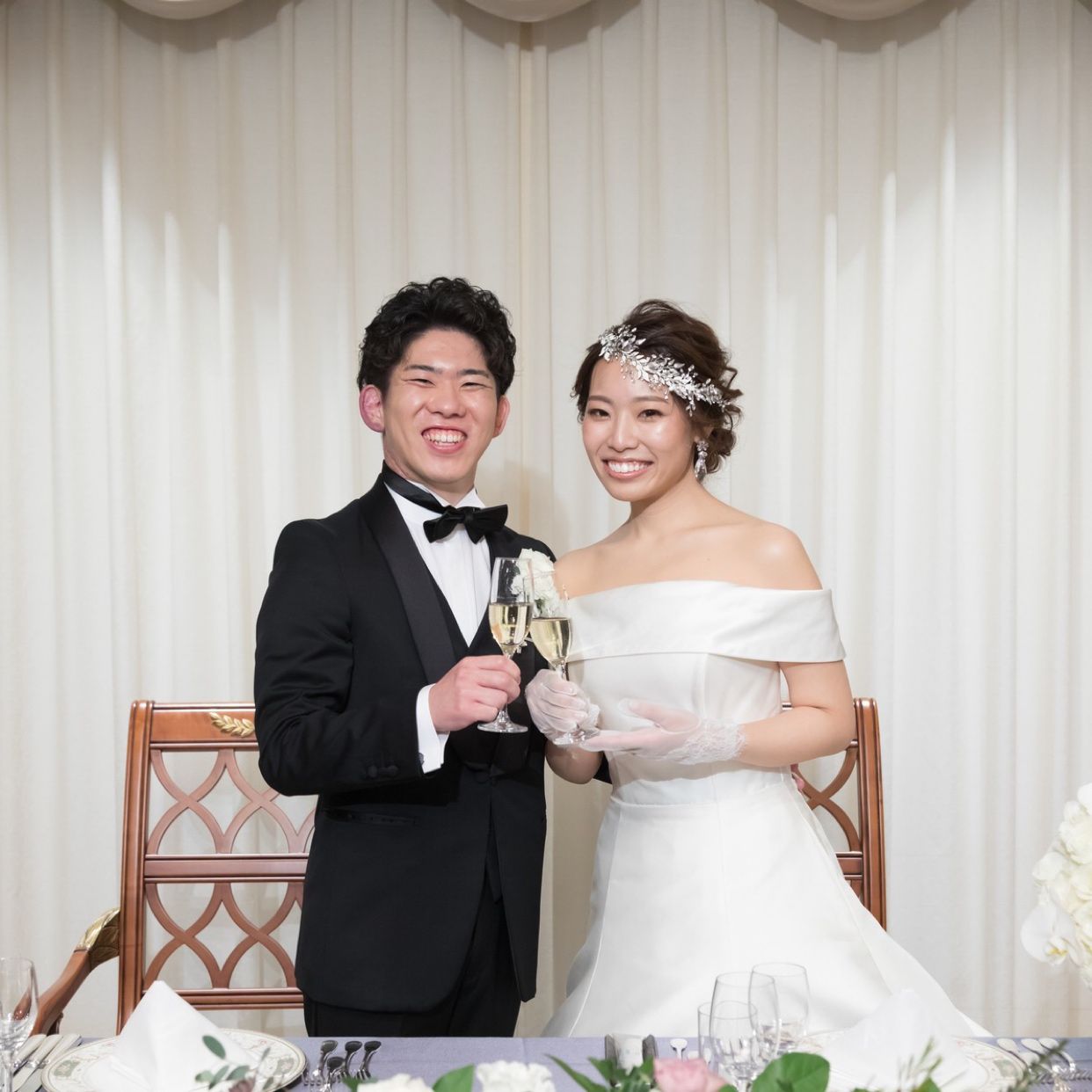 披露宴パーティのカバー写真