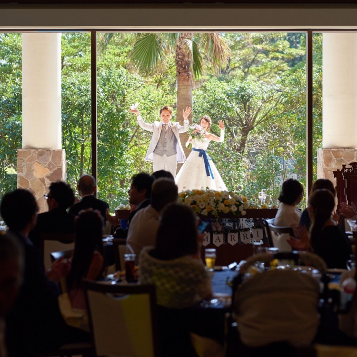 披露宴パーティのカバー写真
