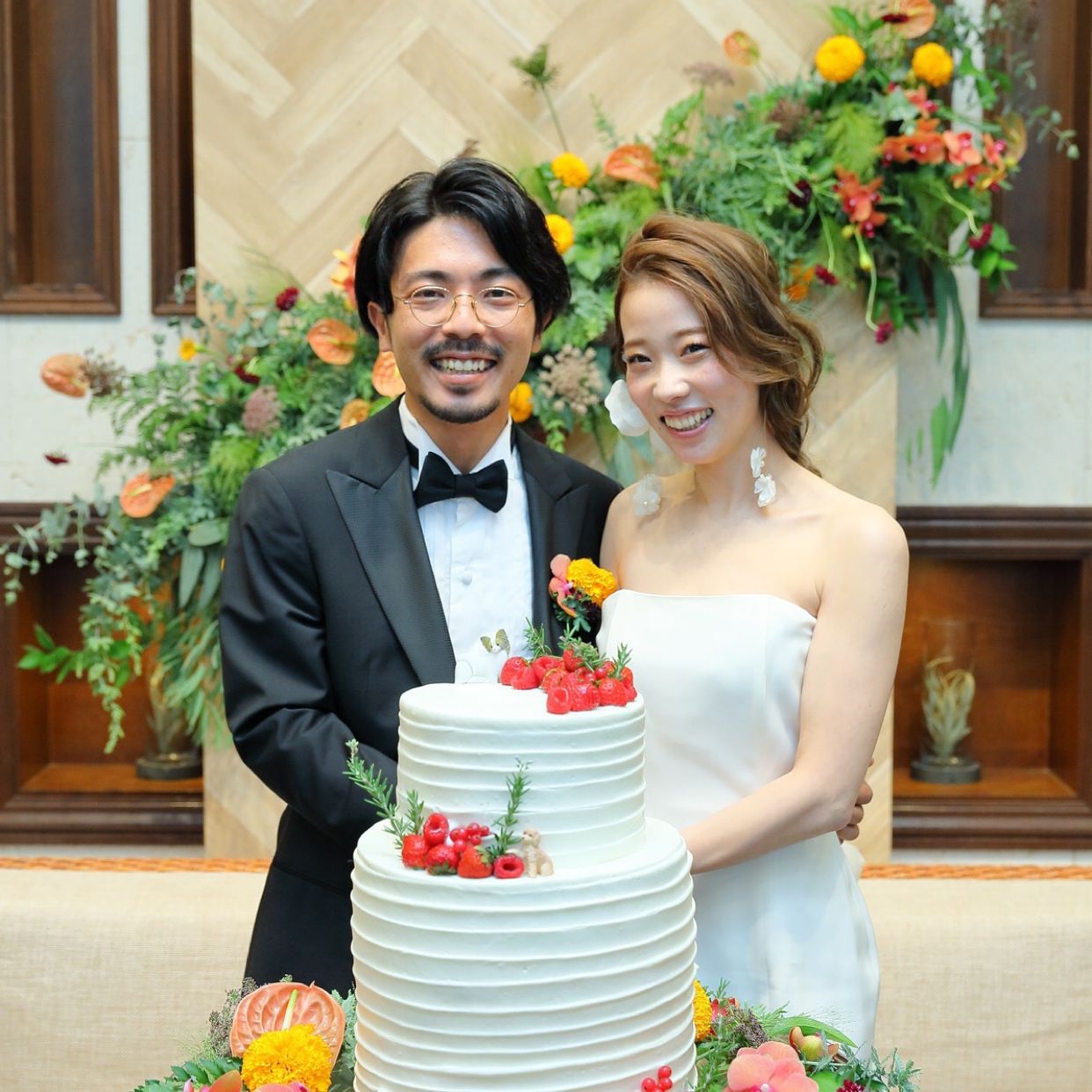 披露宴パーティのカバー写真