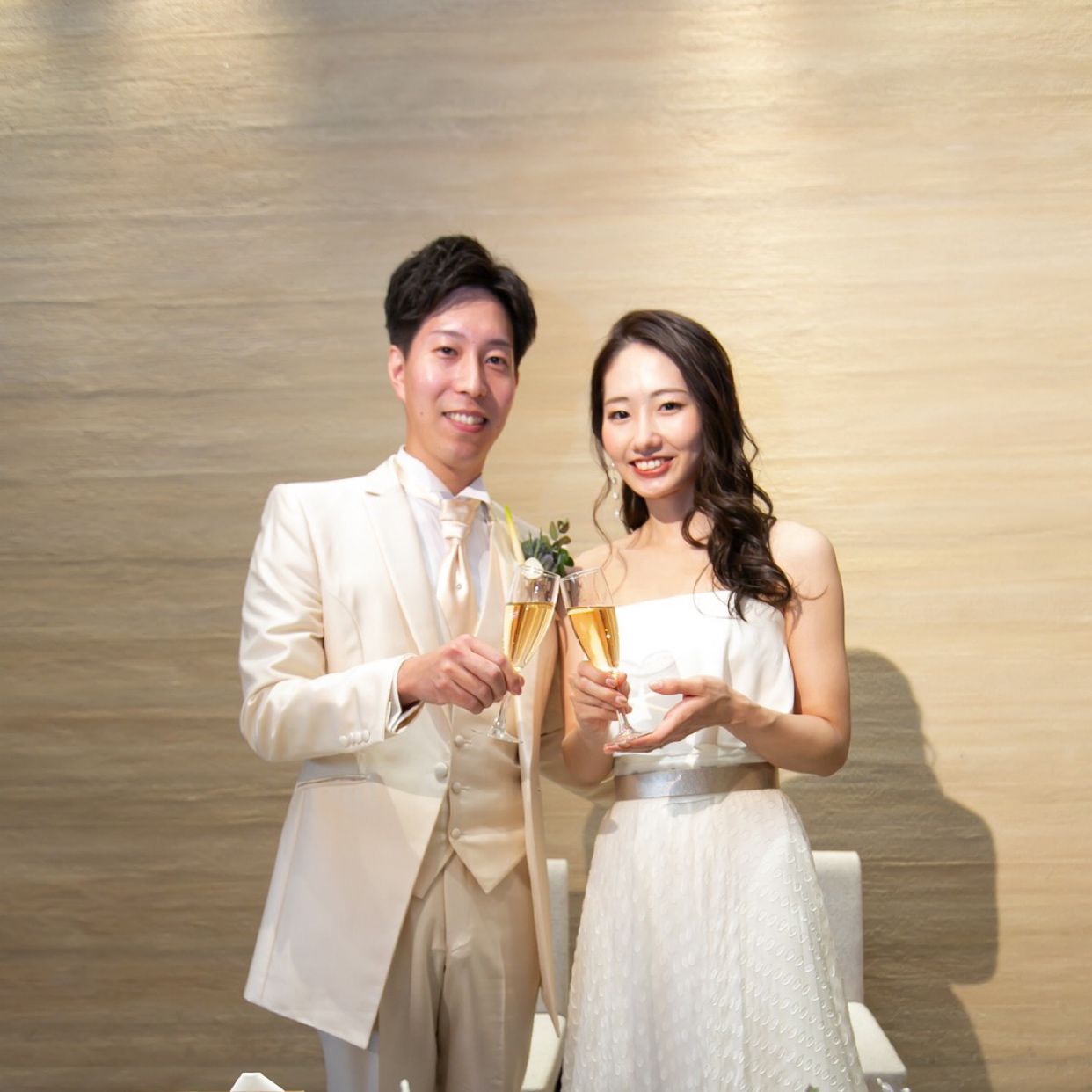 披露宴パーティのカバー写真