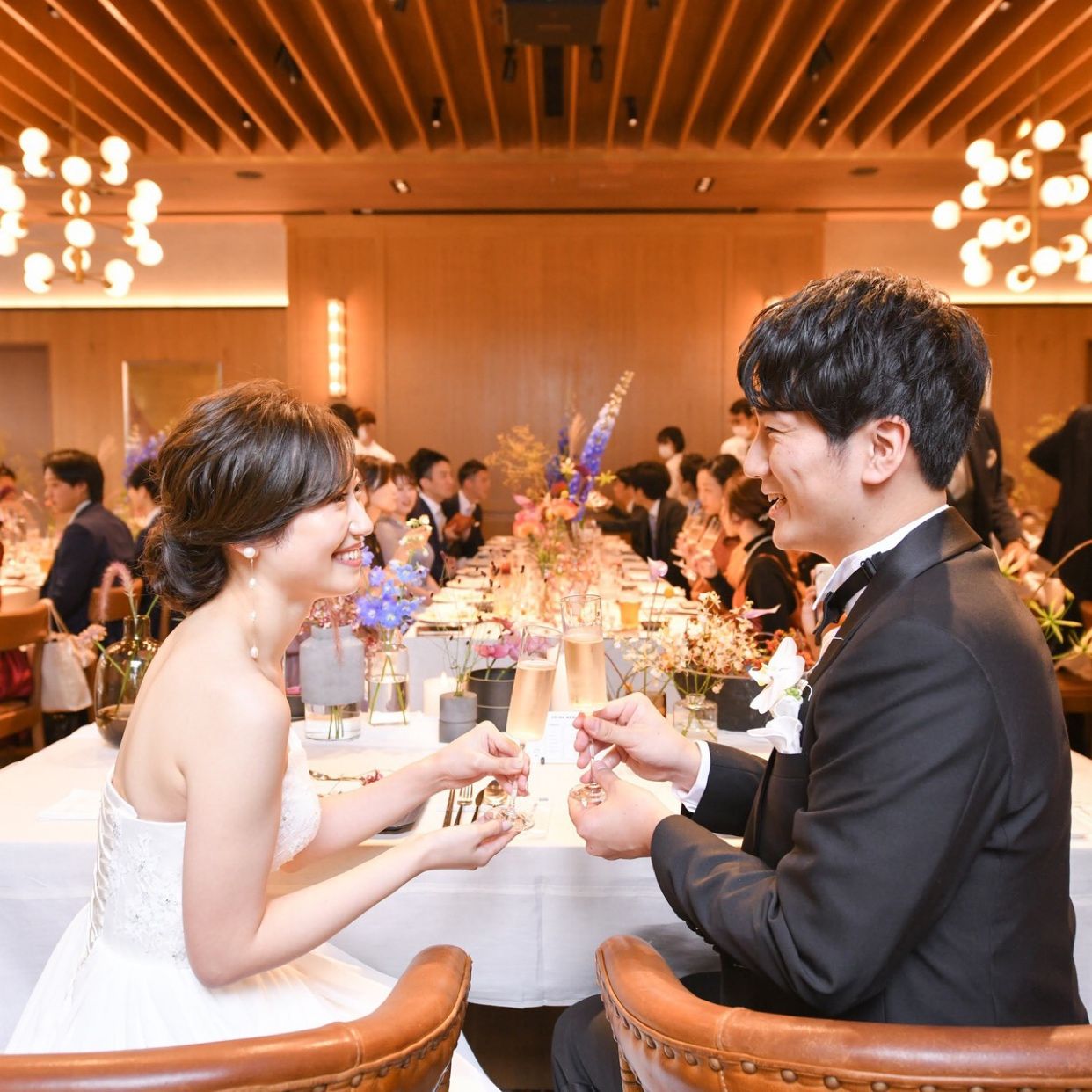 披露宴パーティのカバー写真