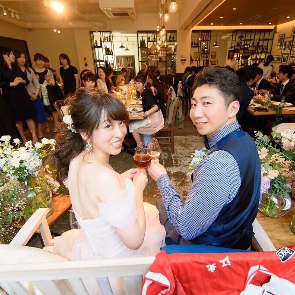 披露宴パーティのカバー写真