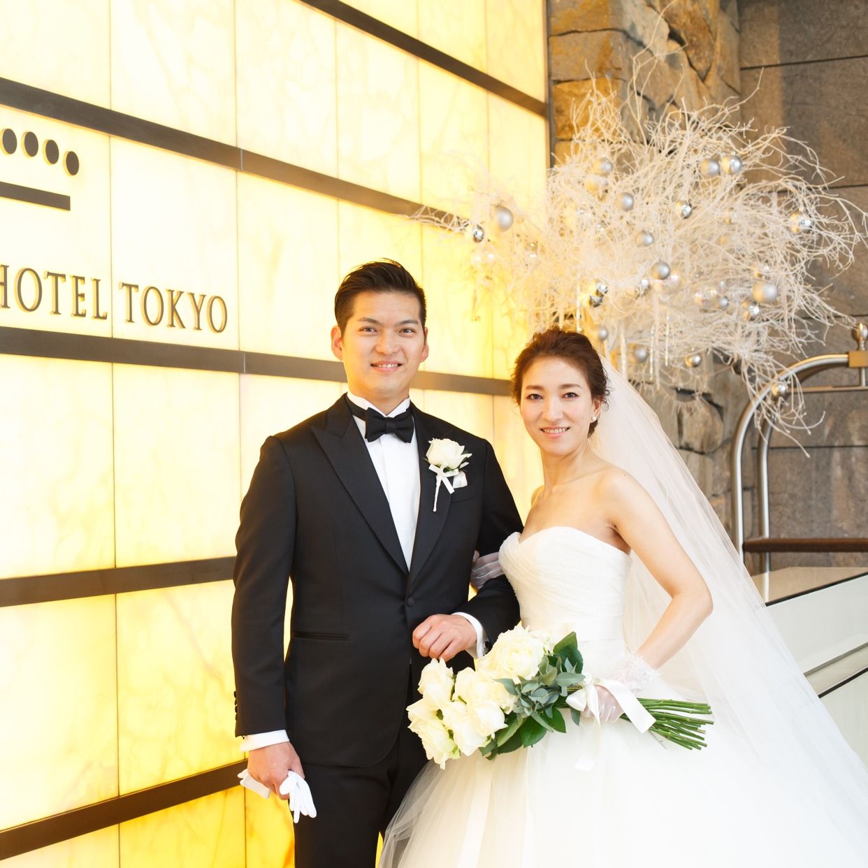 披露宴パーティのカバー写真