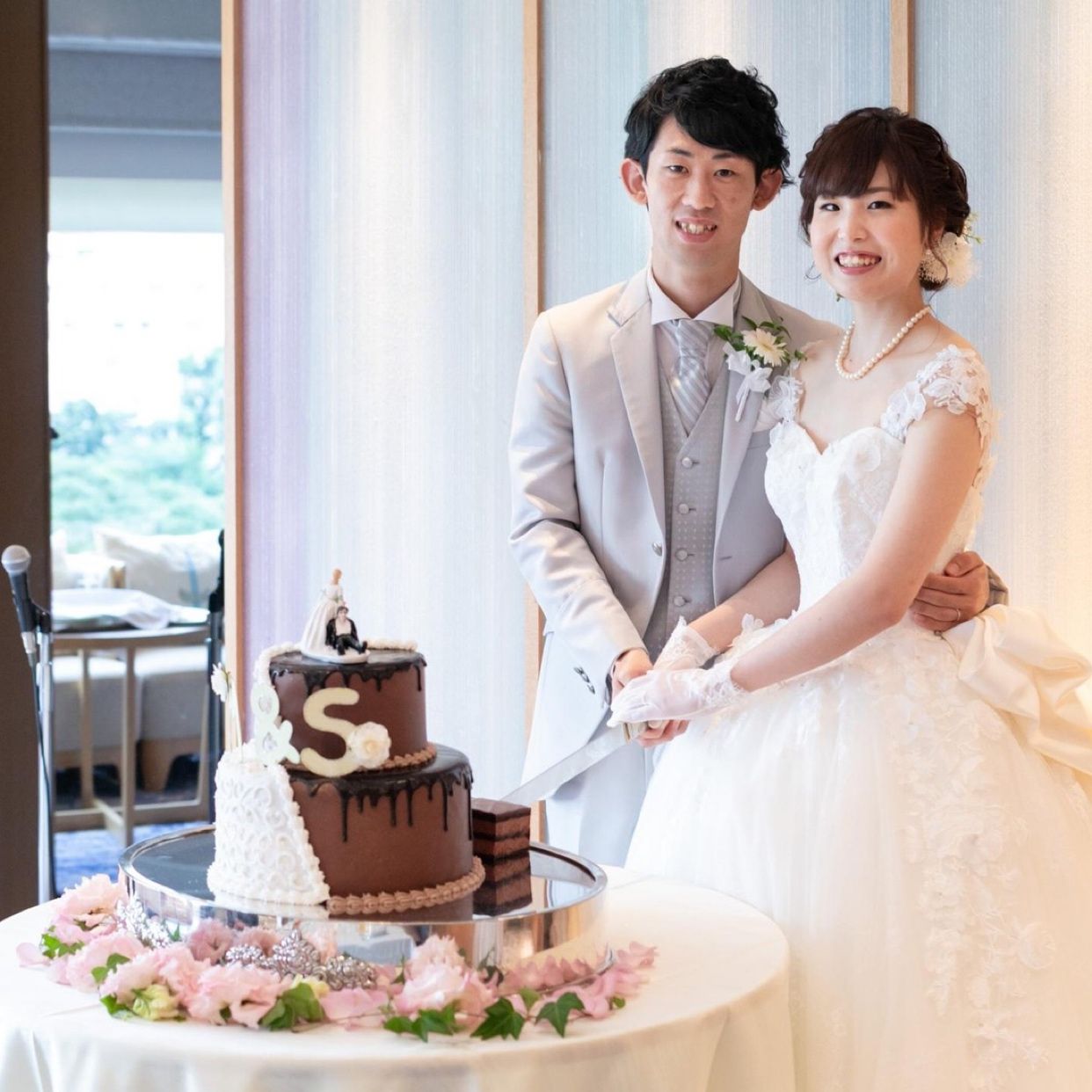 披露宴パーティのカバー写真