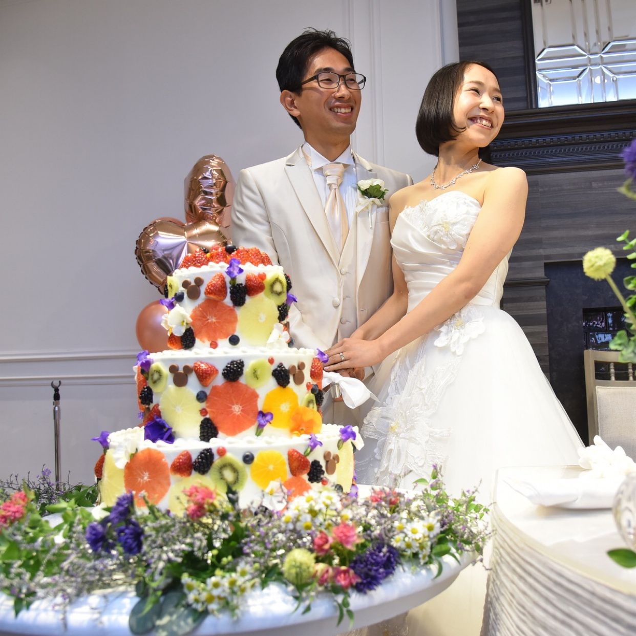 披露宴パーティのカバー写真