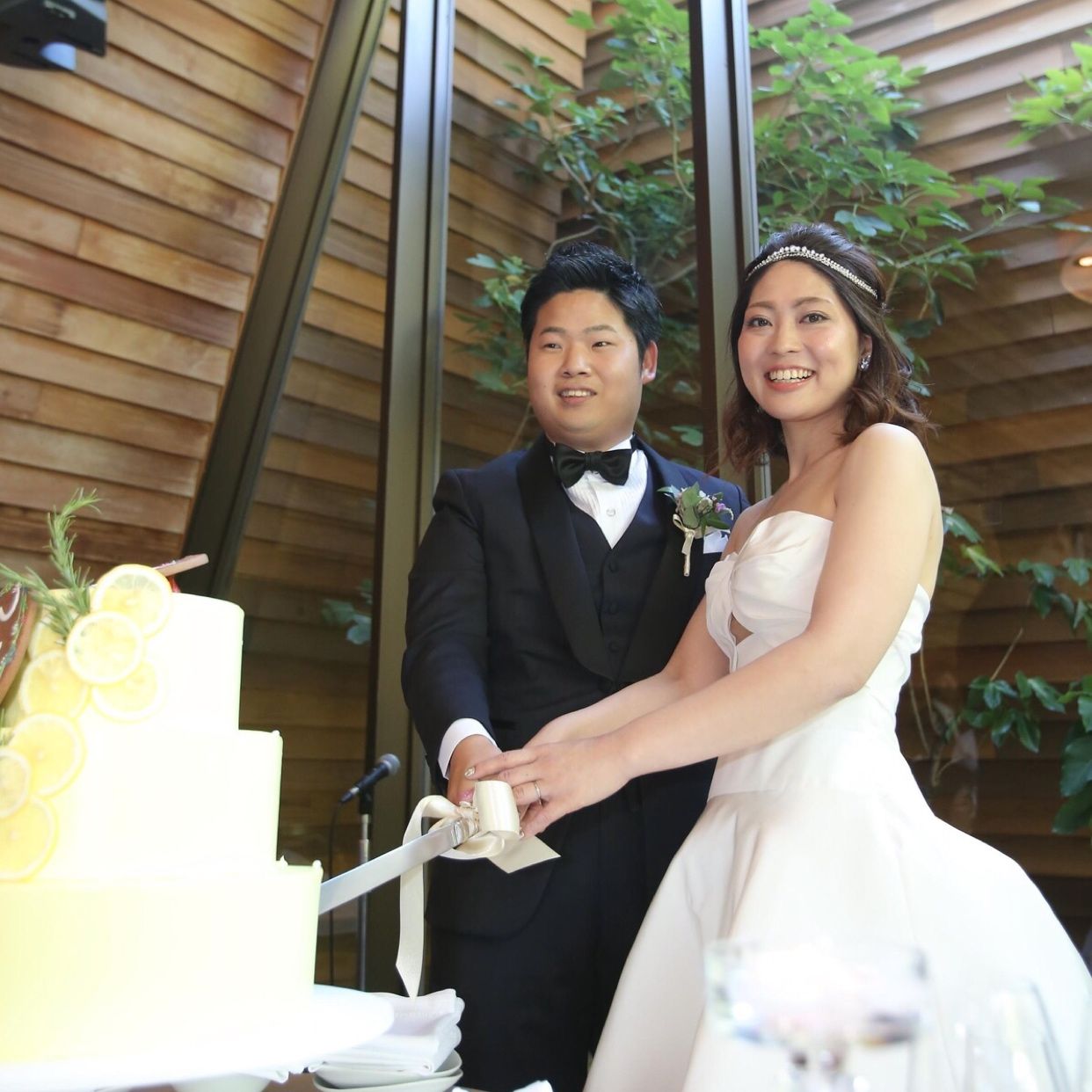 披露宴パーティのカバー写真