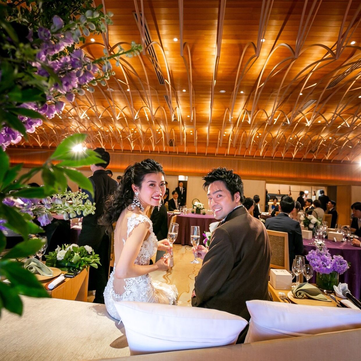 披露宴パーティのカバー写真